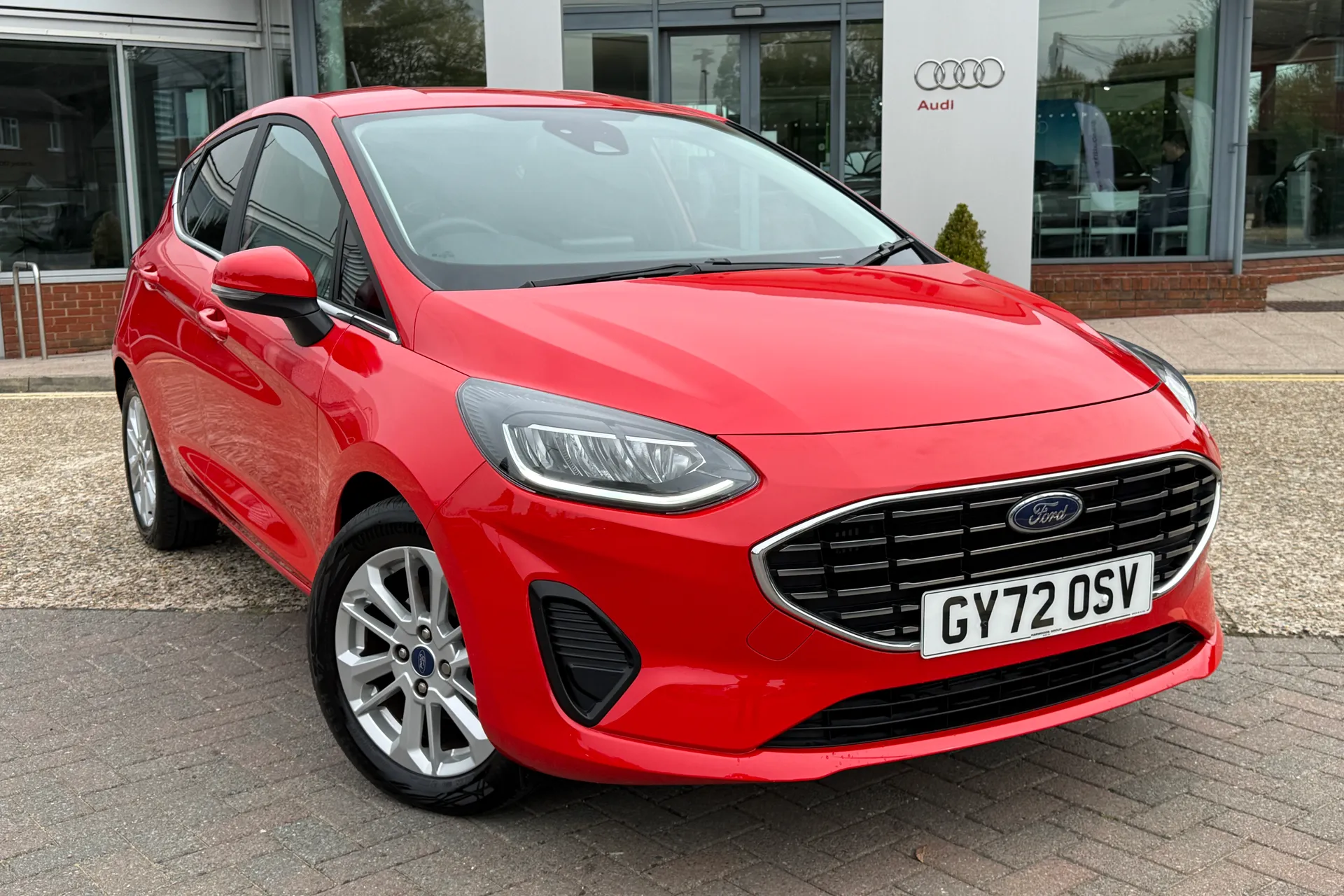 FORD FIESTA TITANIUM TURBO MHE thumbnail image number 24