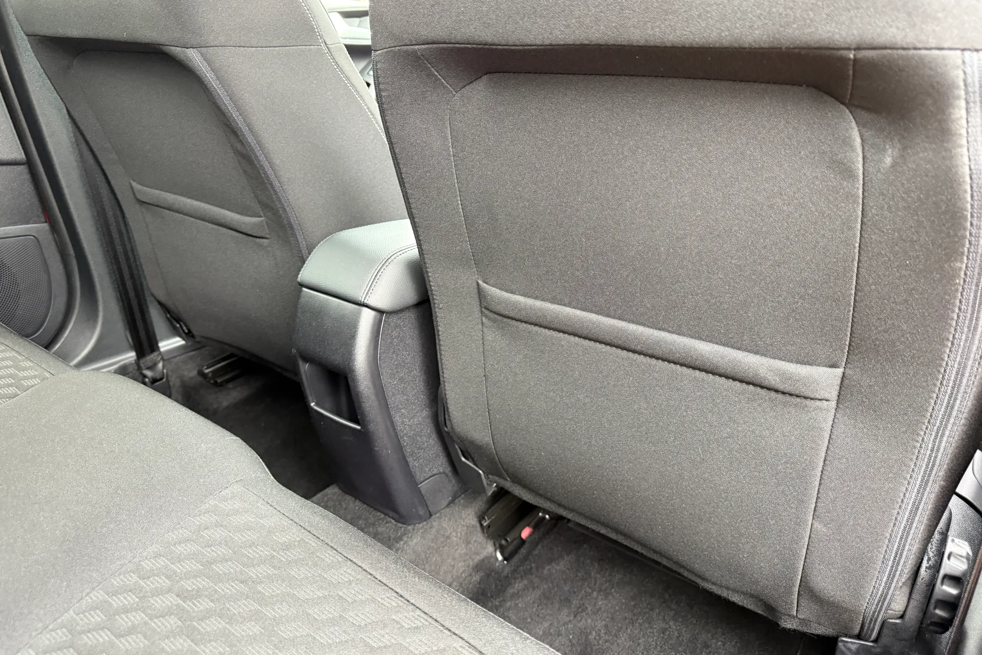 FORD FIESTA TITANIUM TURBO MHE thumbnail image number 41