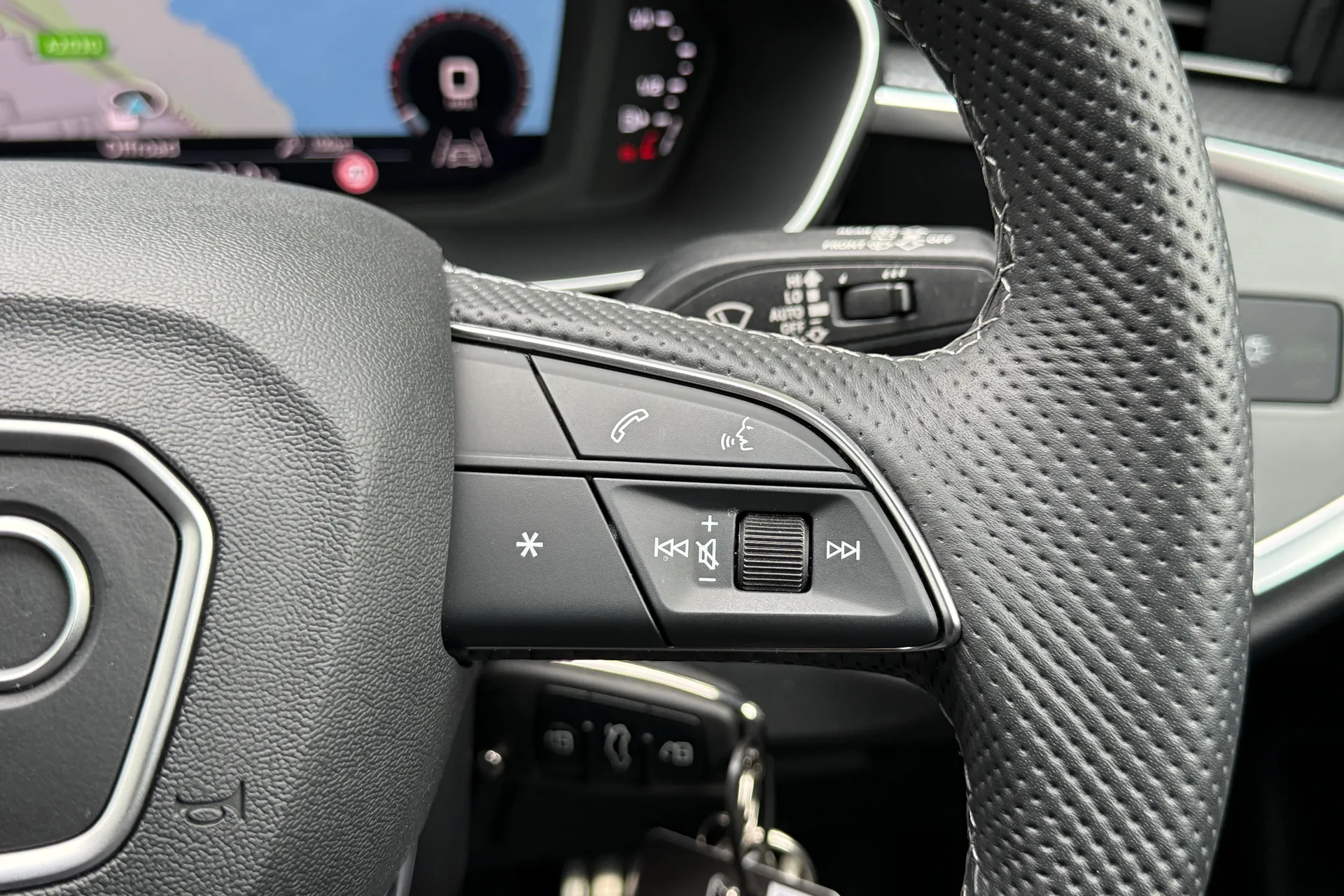 Audi Q3 thumbnail image number 49