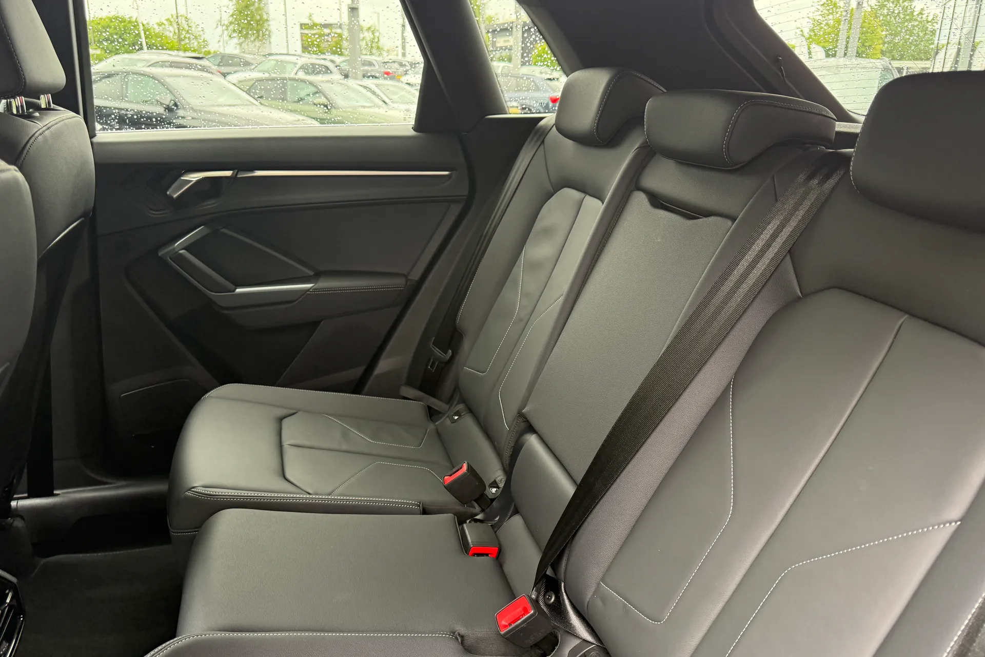 Audi Q3 thumbnail image number 52
