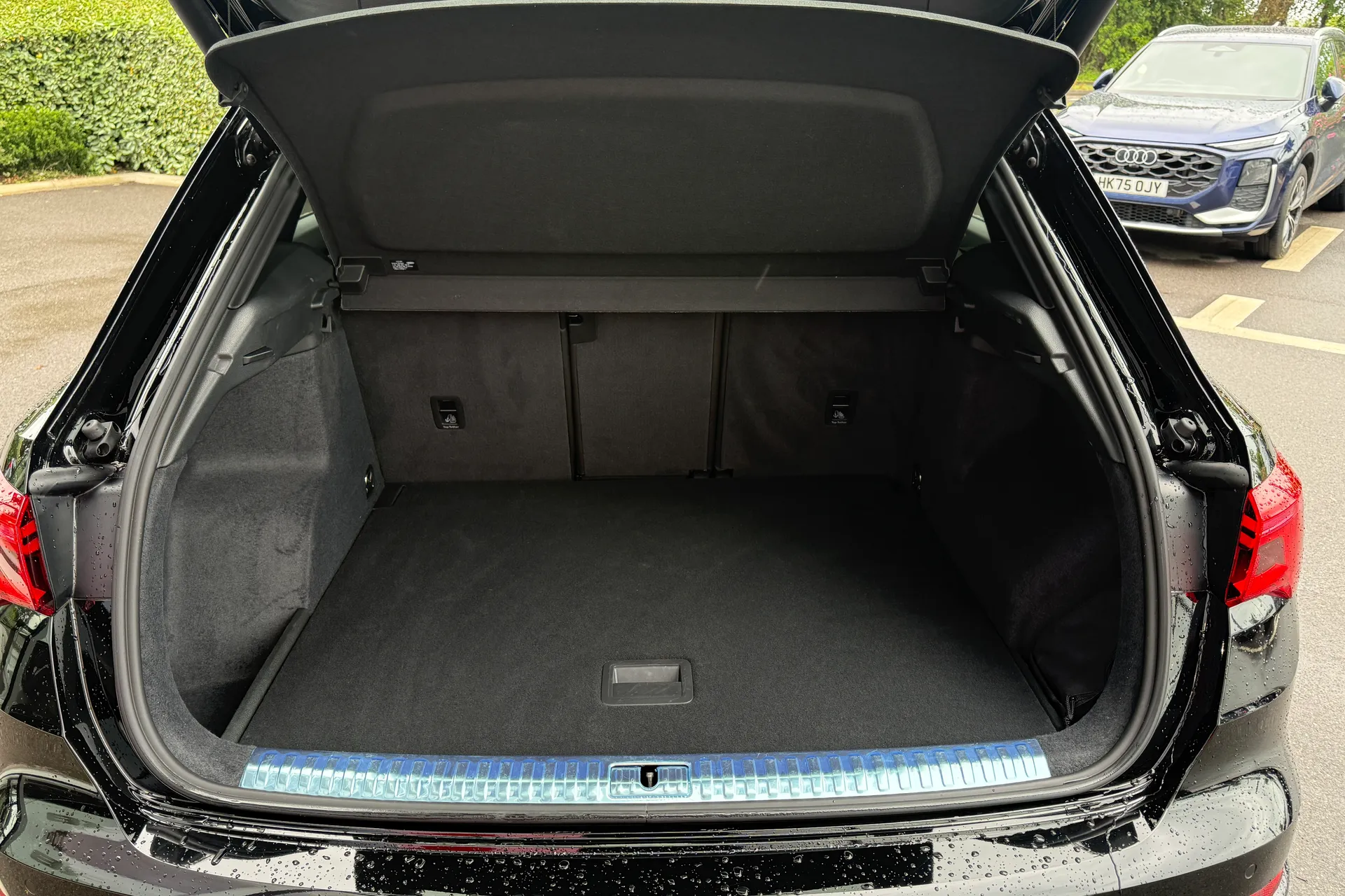 Audi Q3 thumbnail image number 53
