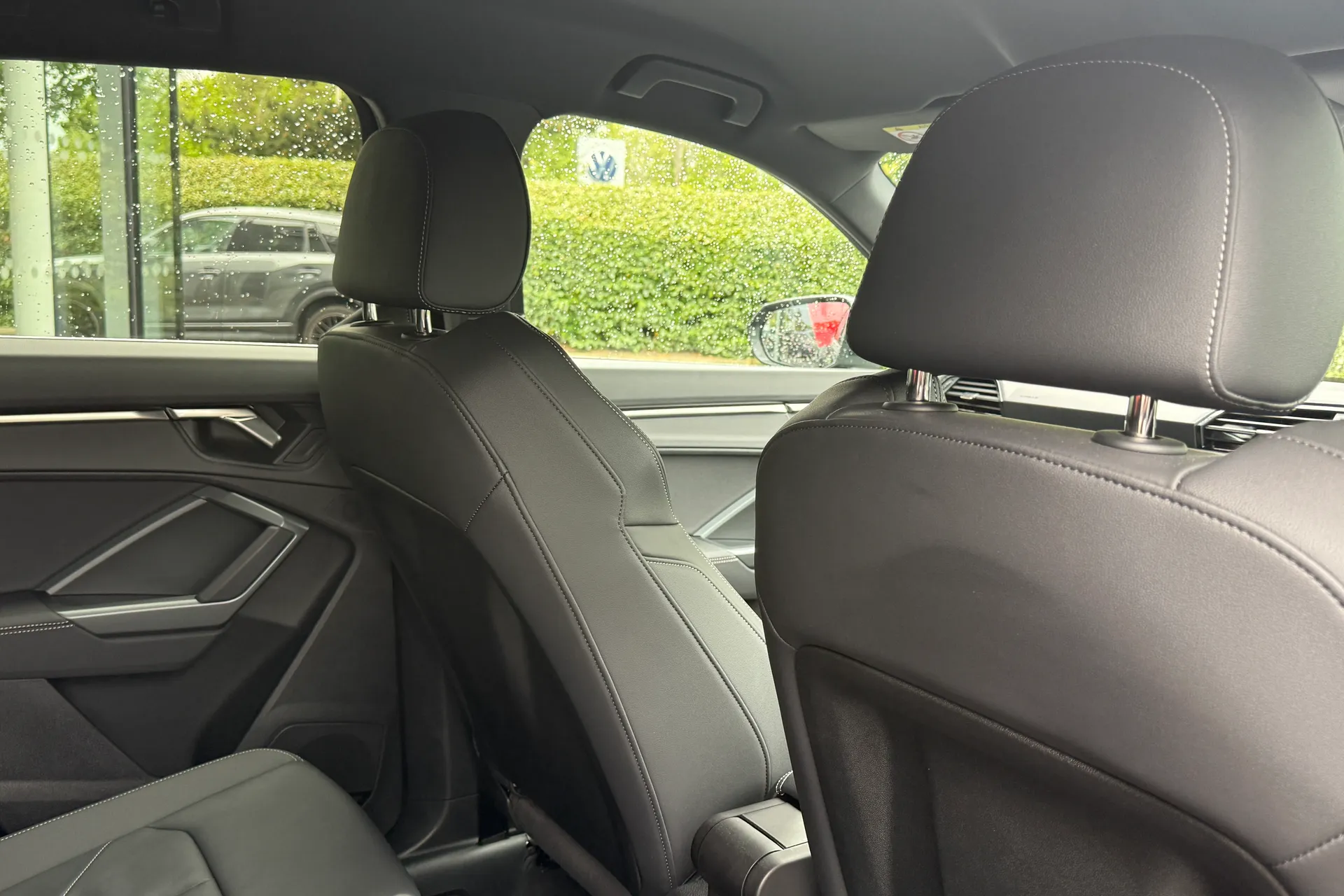 Audi Q3 thumbnail image number 41