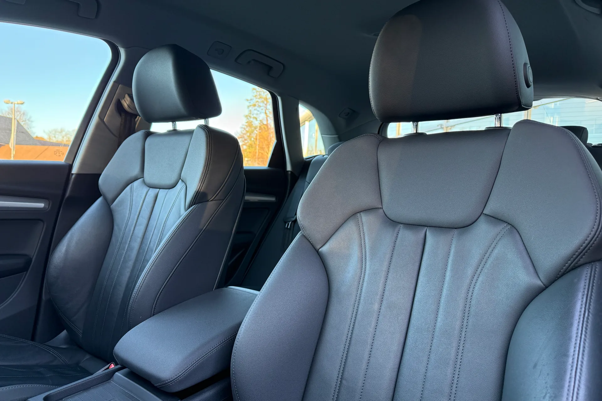 Audi Q5 thumbnail image number 54