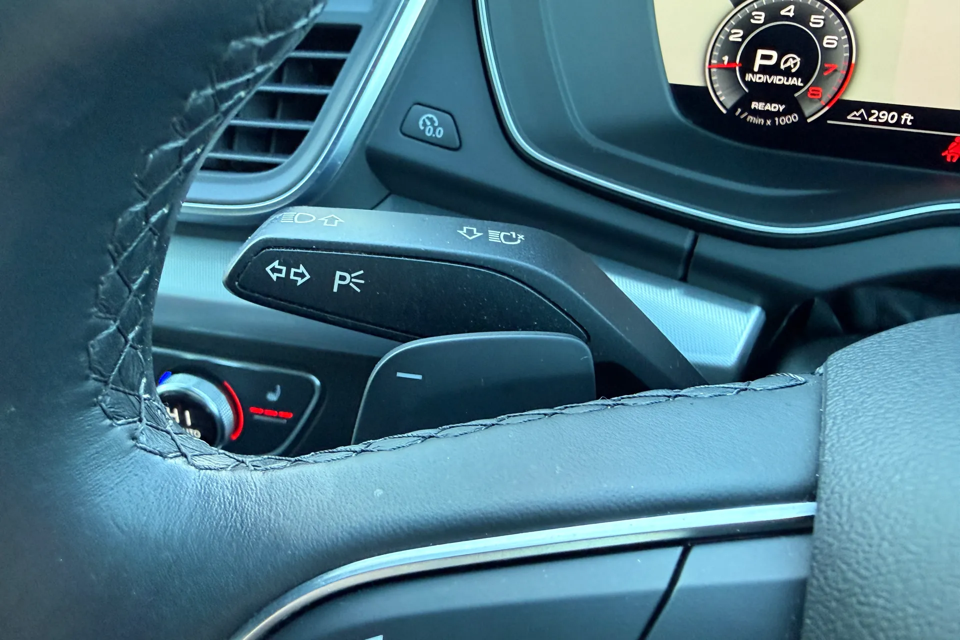 Audi Q5 thumbnail image number 45