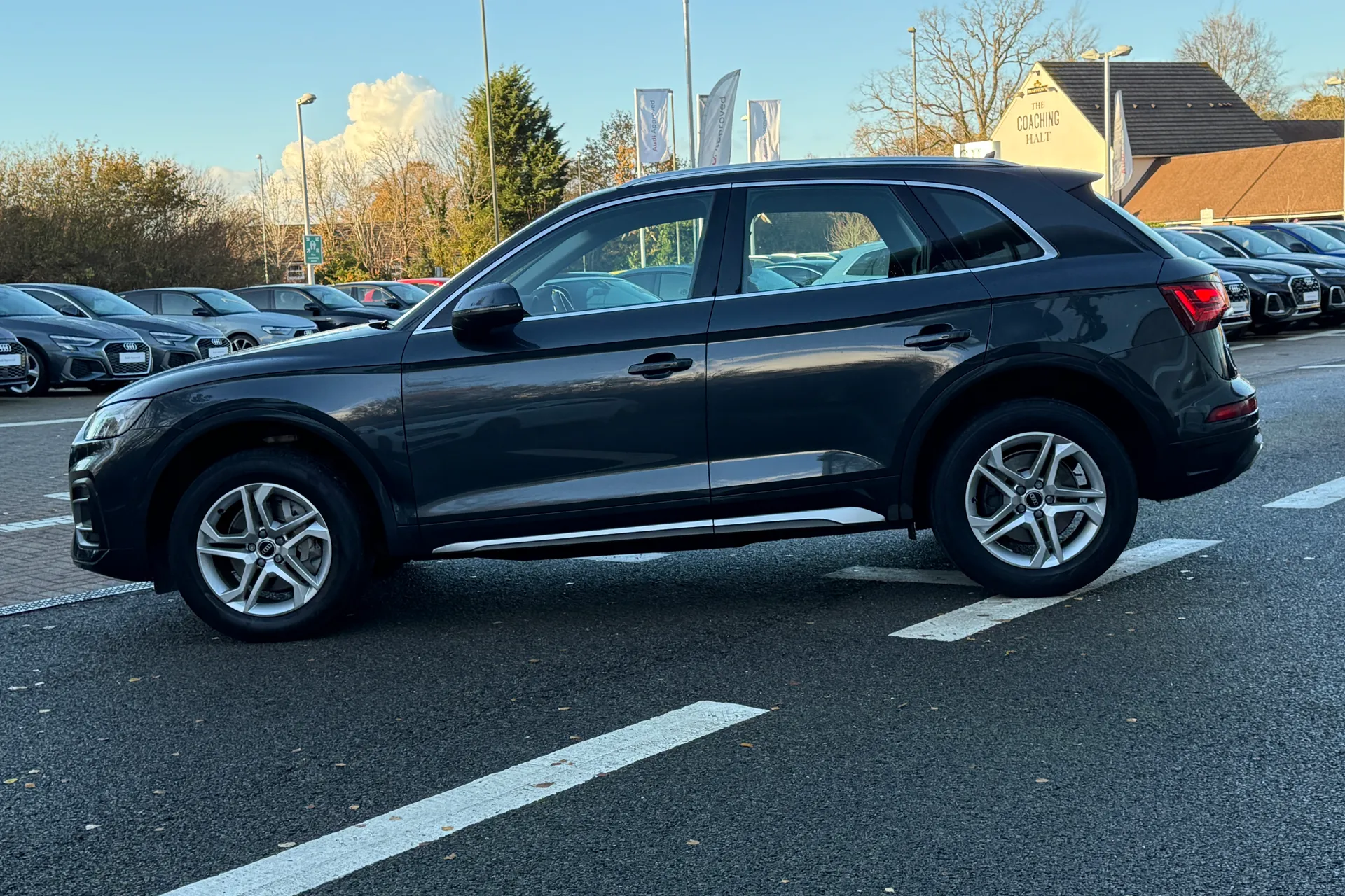 Audi Q5 thumbnail image number 21