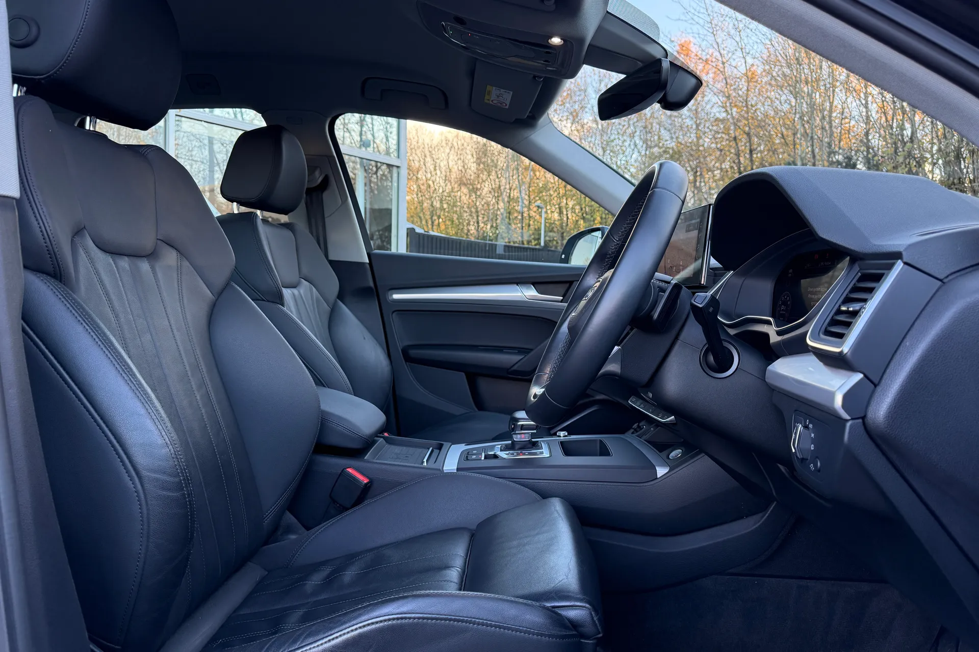 Audi Q5 thumbnail image number 37