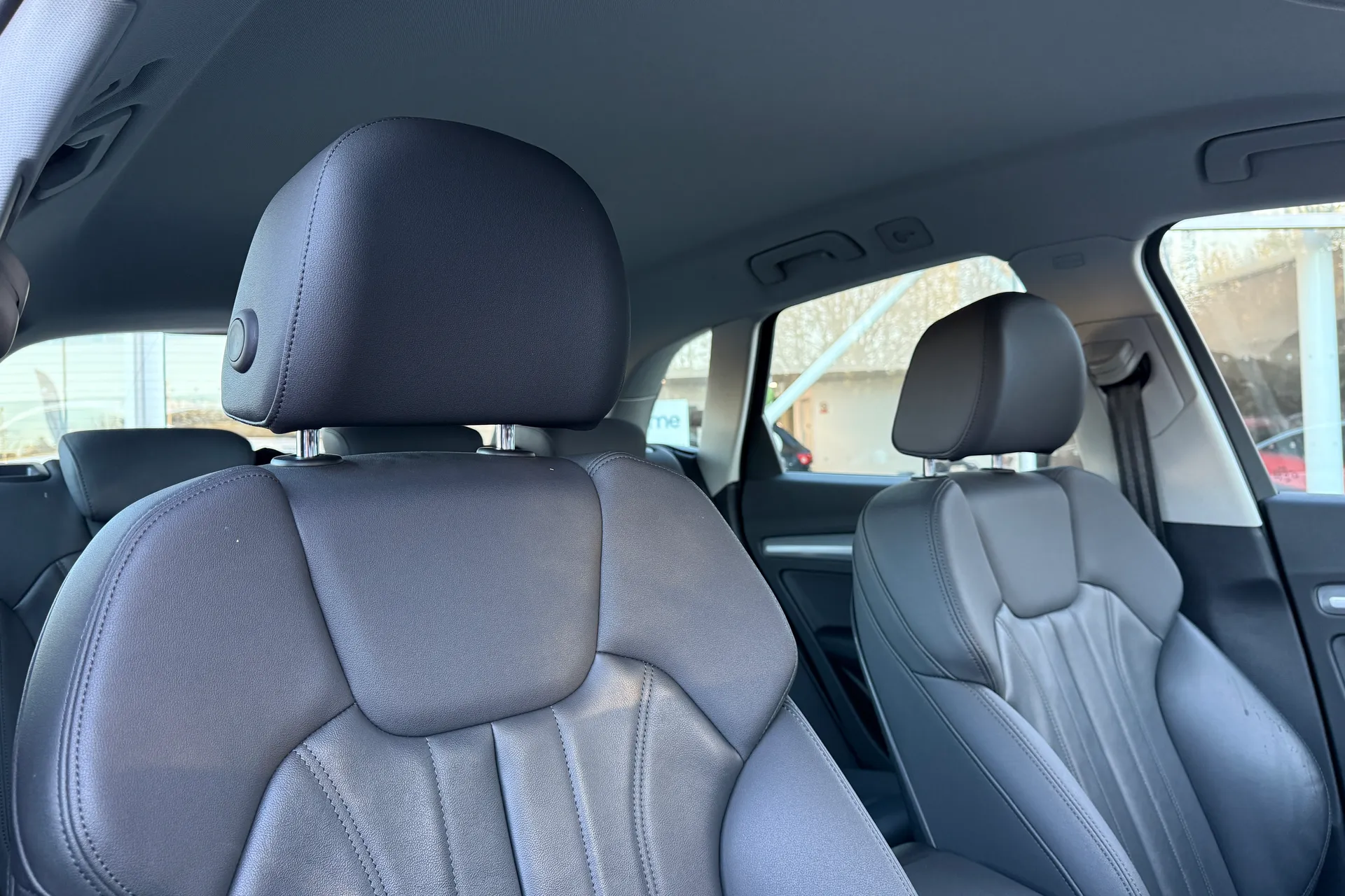 Audi Q5 thumbnail image number 38