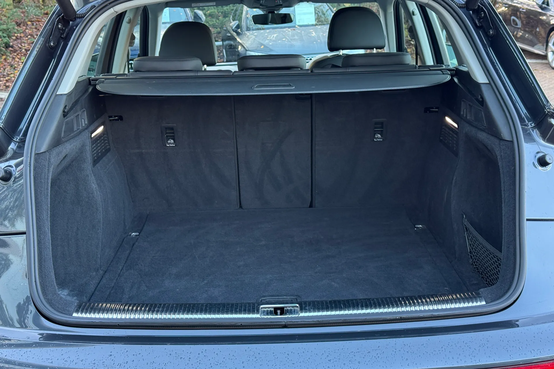 Audi Q5 thumbnail image number 28