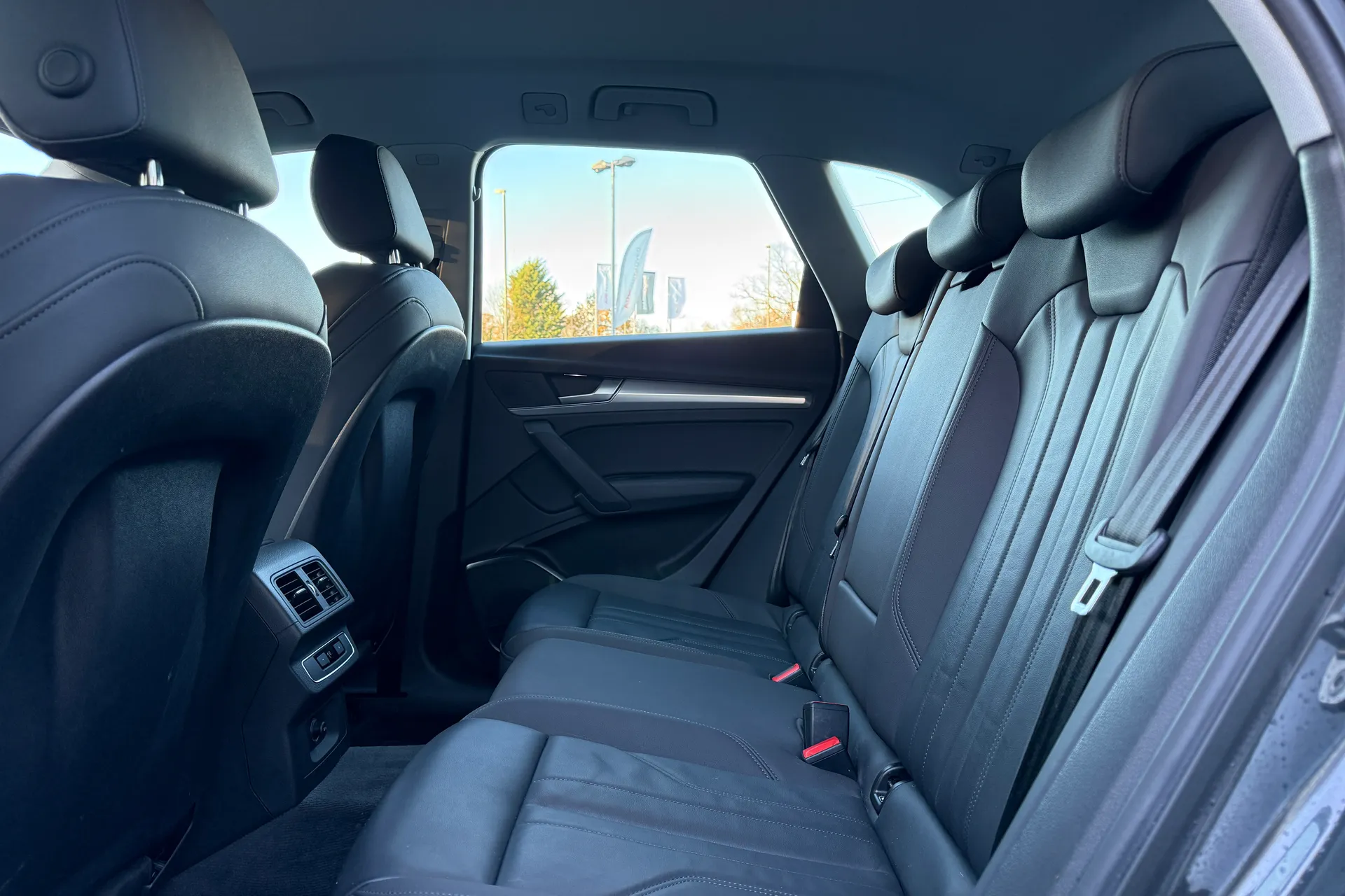 Audi Q5 thumbnail image number 56