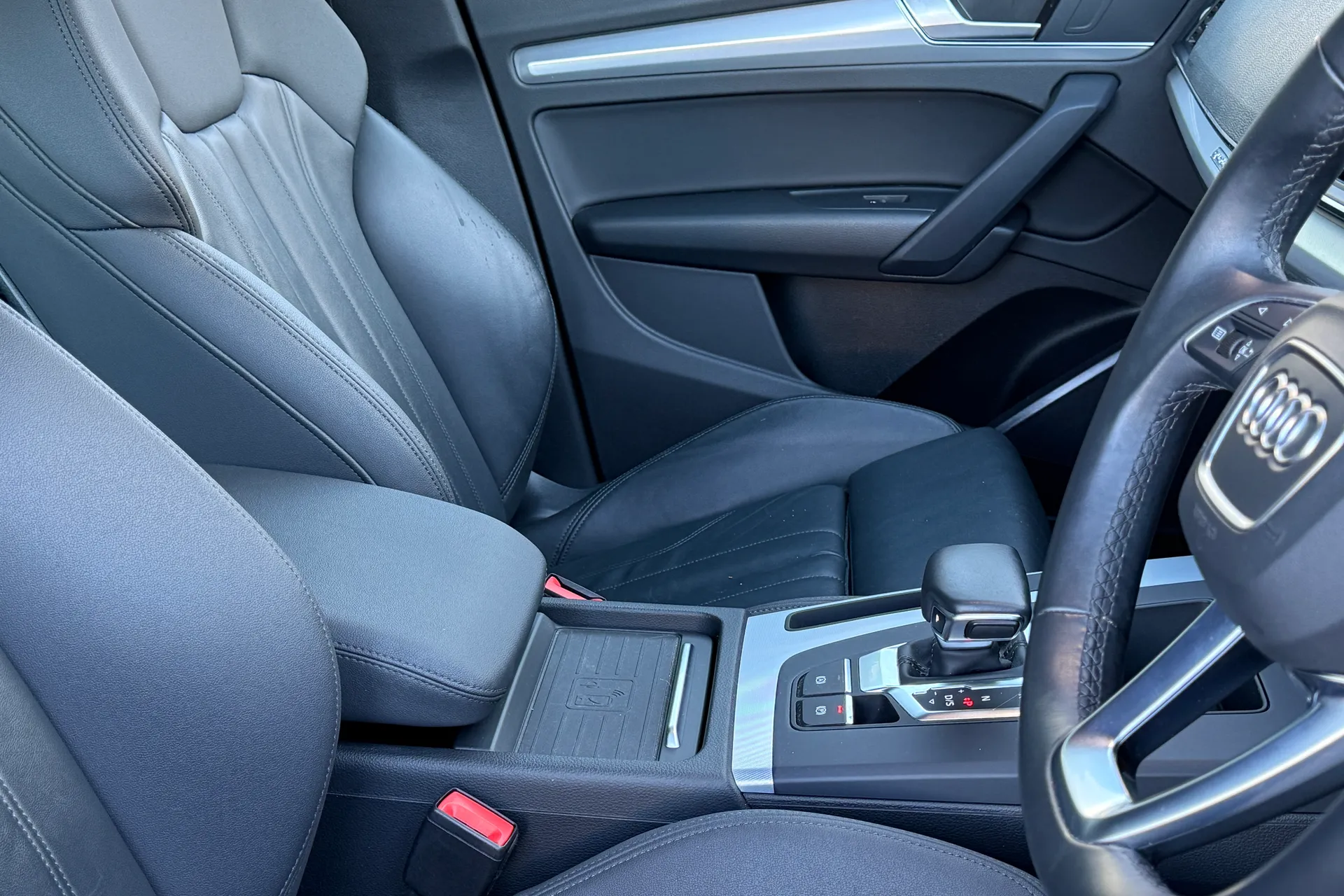 Audi Q5 thumbnail image number 40