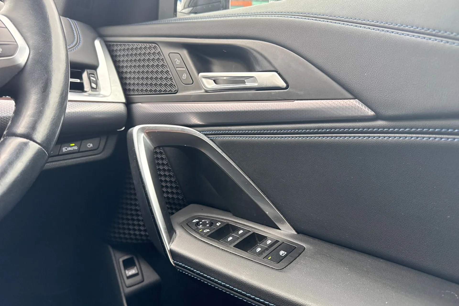 BMW X1 thumbnail image number 41