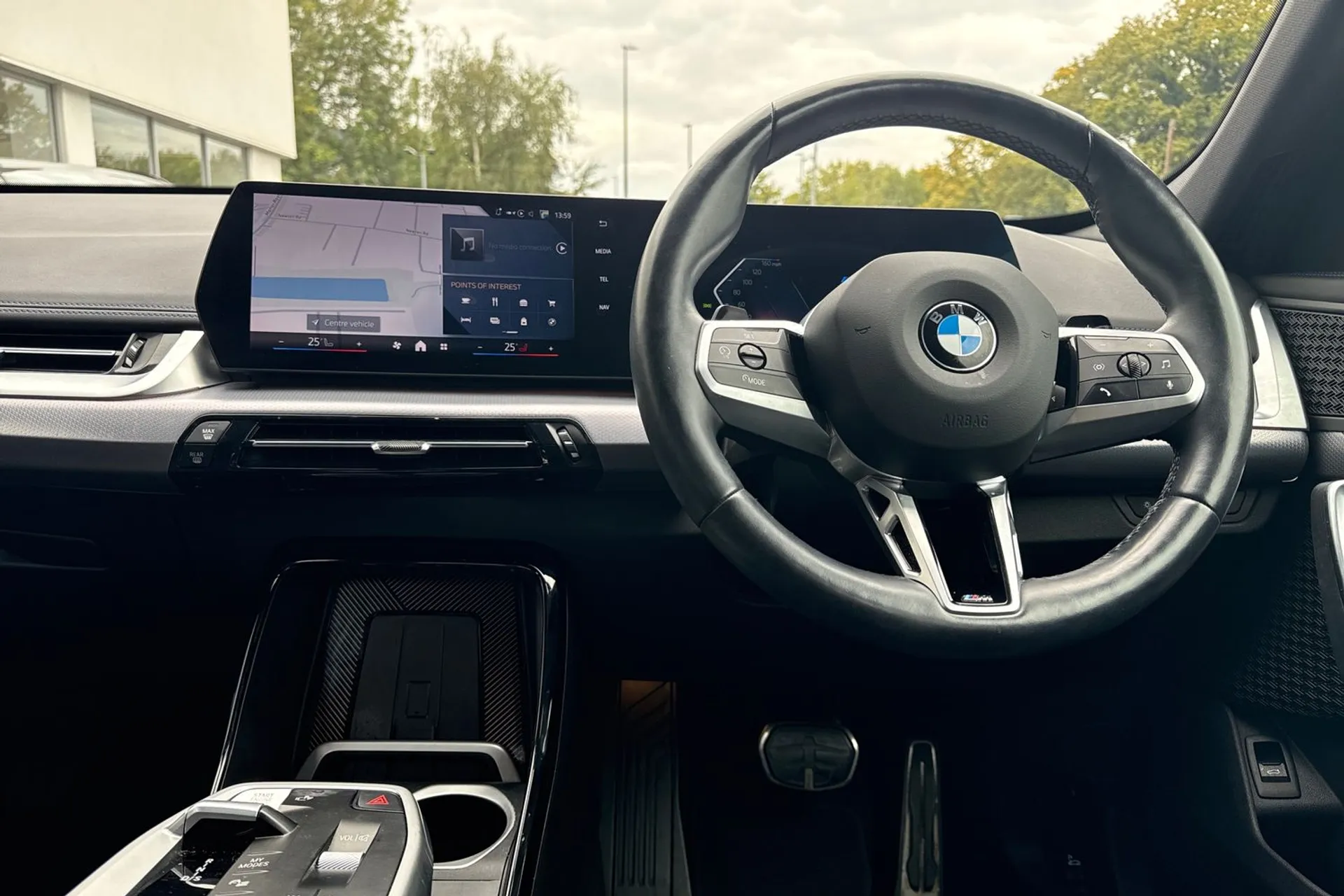 BMW X1 thumbnail image number 33