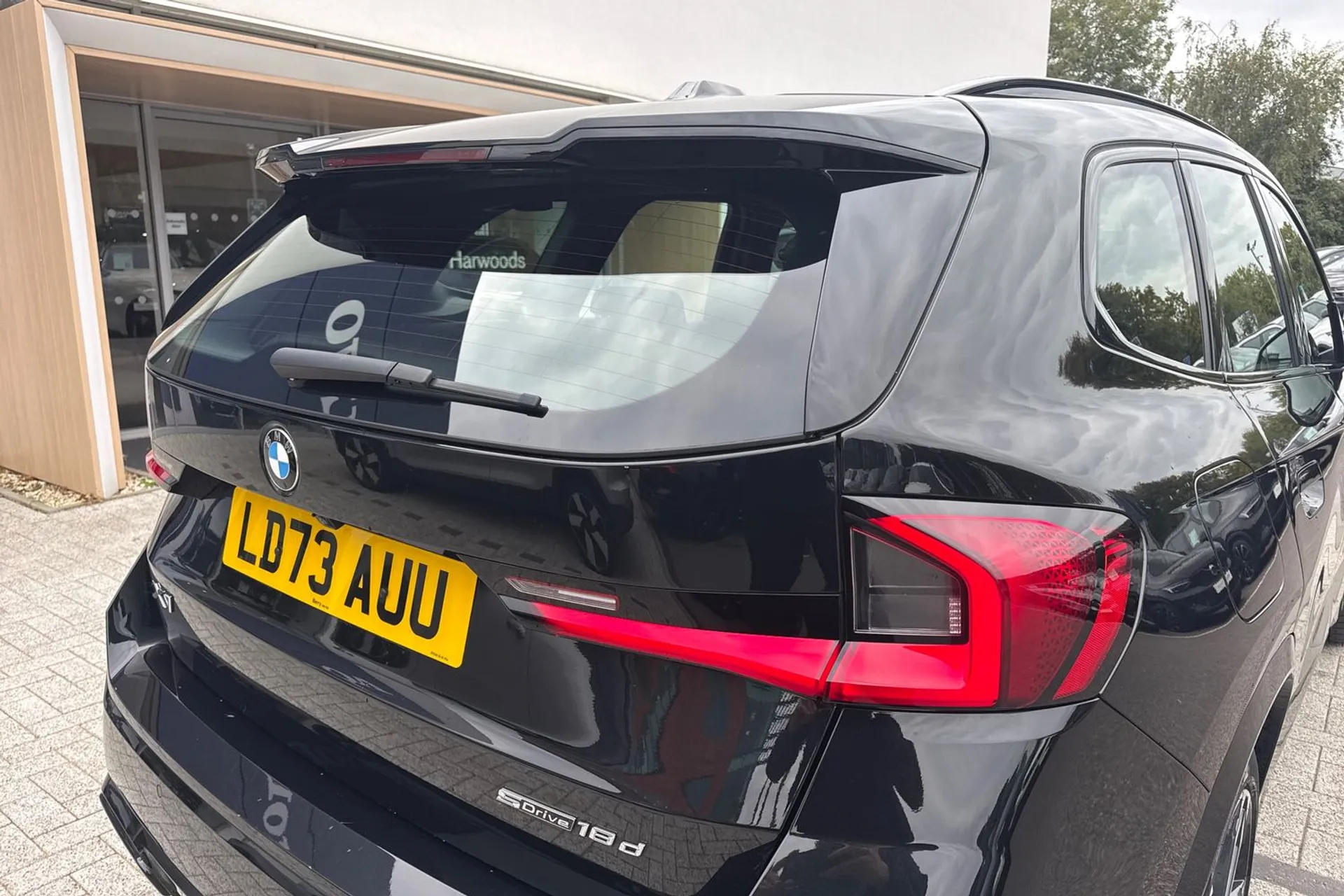 BMW X1 thumbnail image number 16