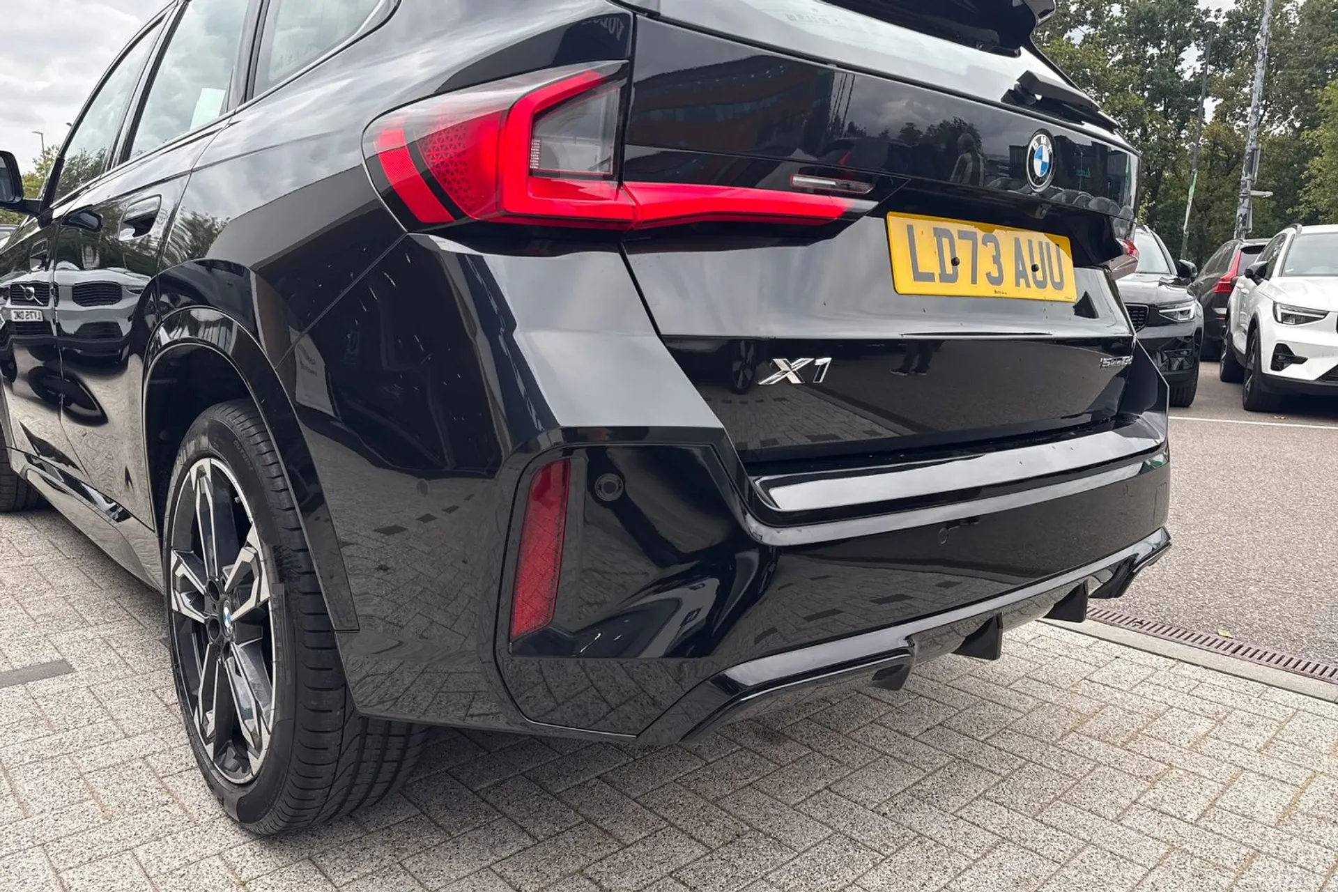 BMW X1 thumbnail image number 18