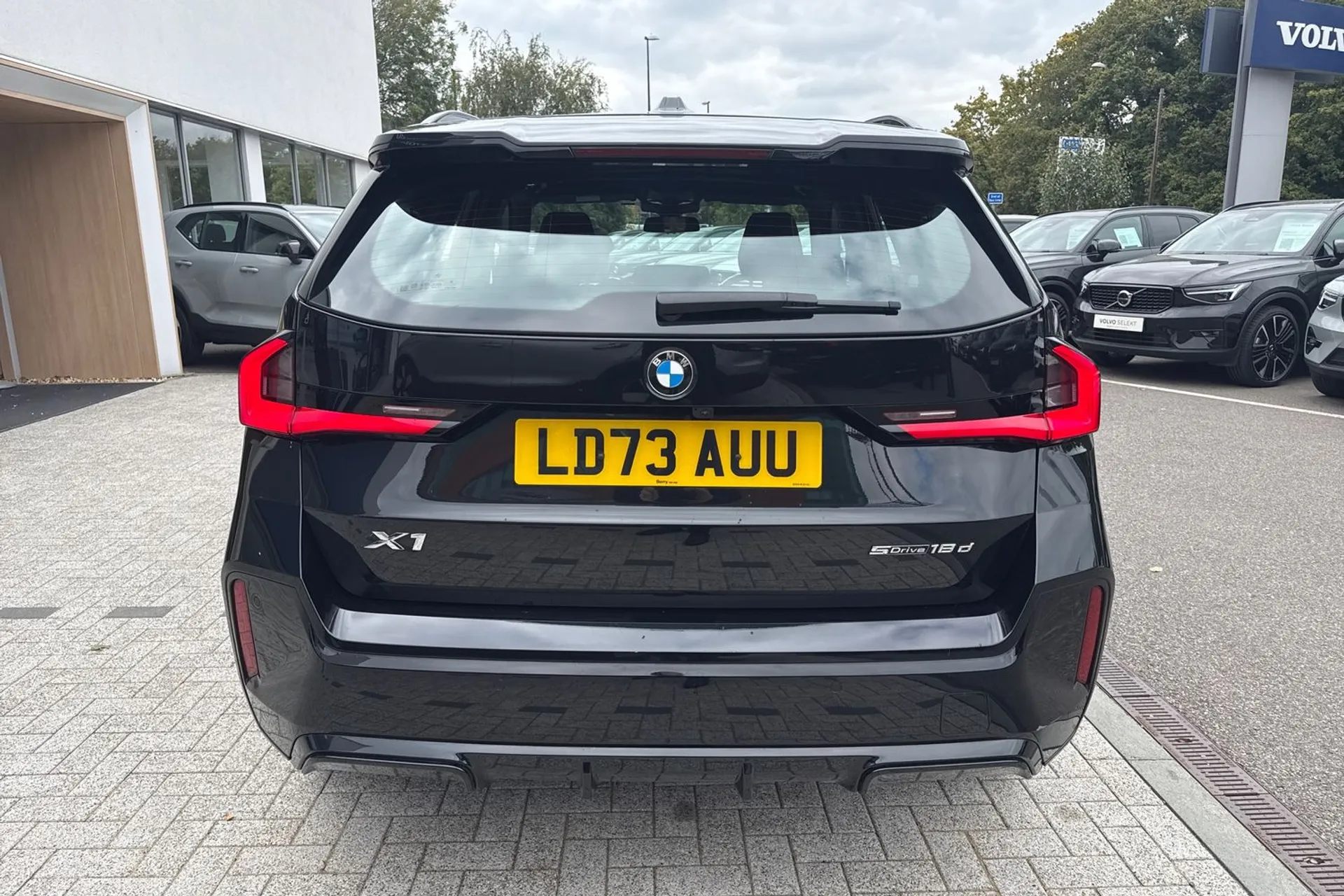 BMW X1 thumbnail image number 9