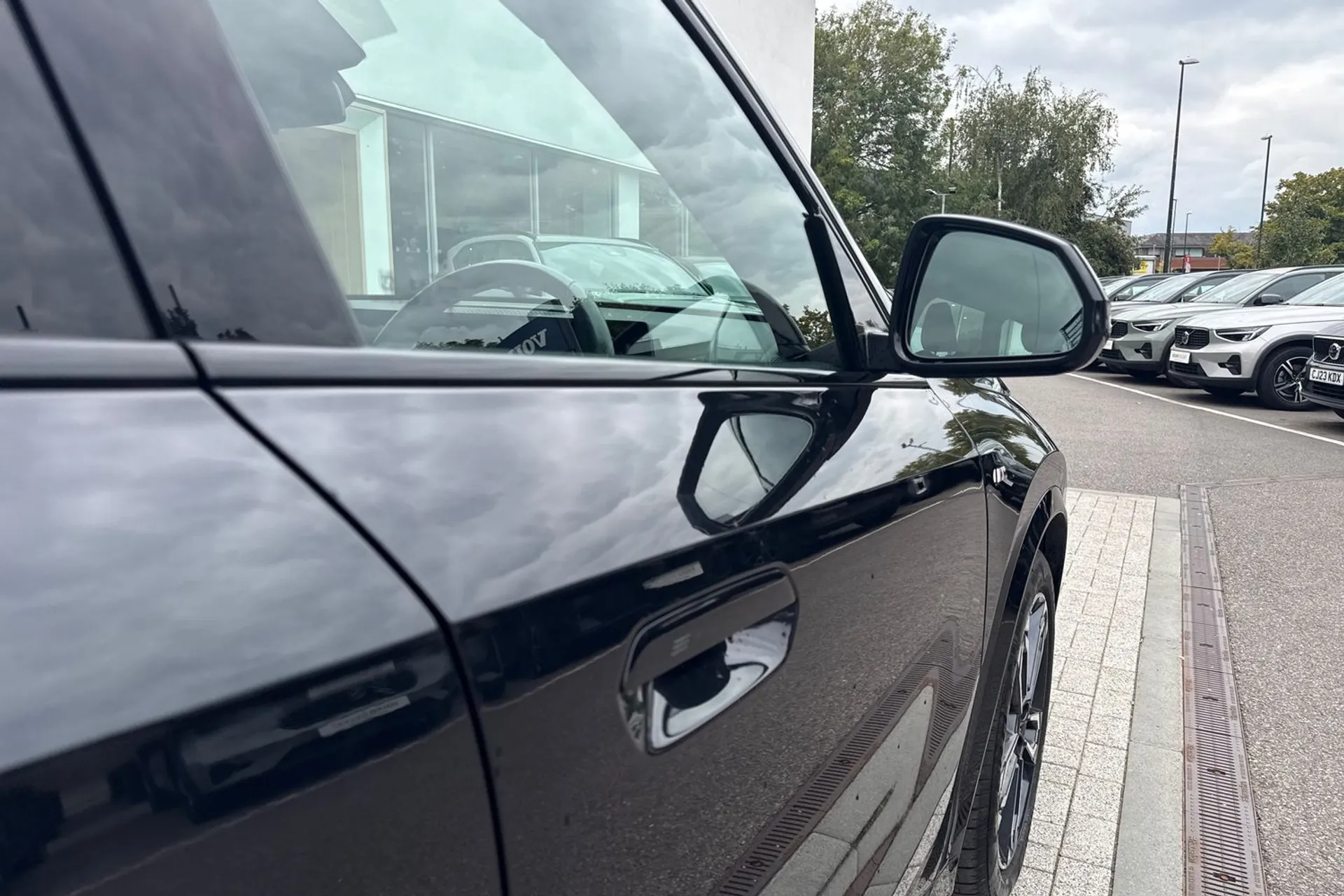 BMW X1 thumbnail image number 17