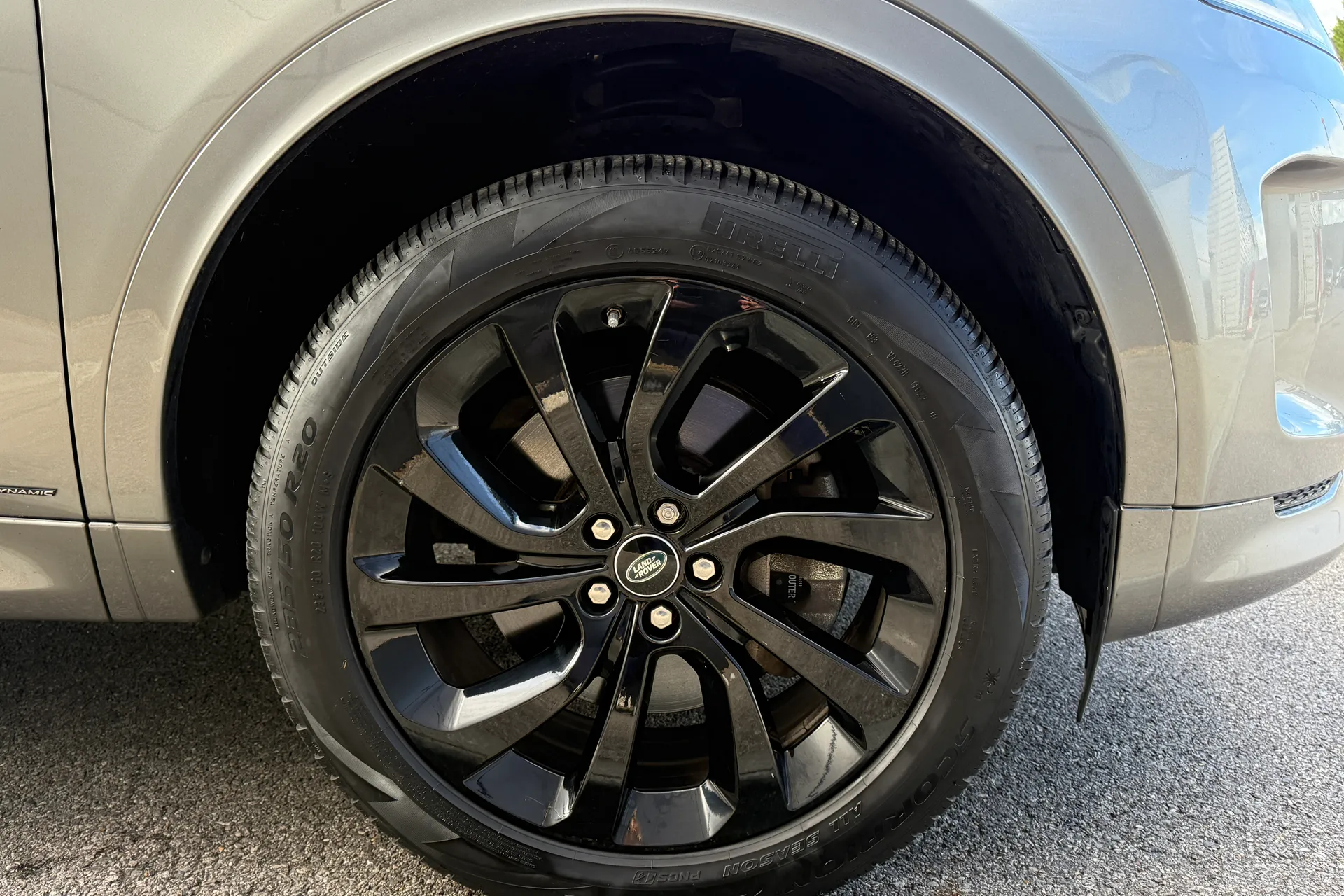 LAND ROVER DISCOVERY SPORT thumbnail image number 17