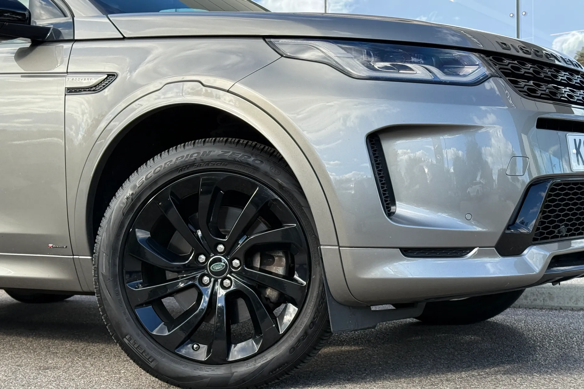 LAND ROVER DISCOVERY SPORT thumbnail image number 9