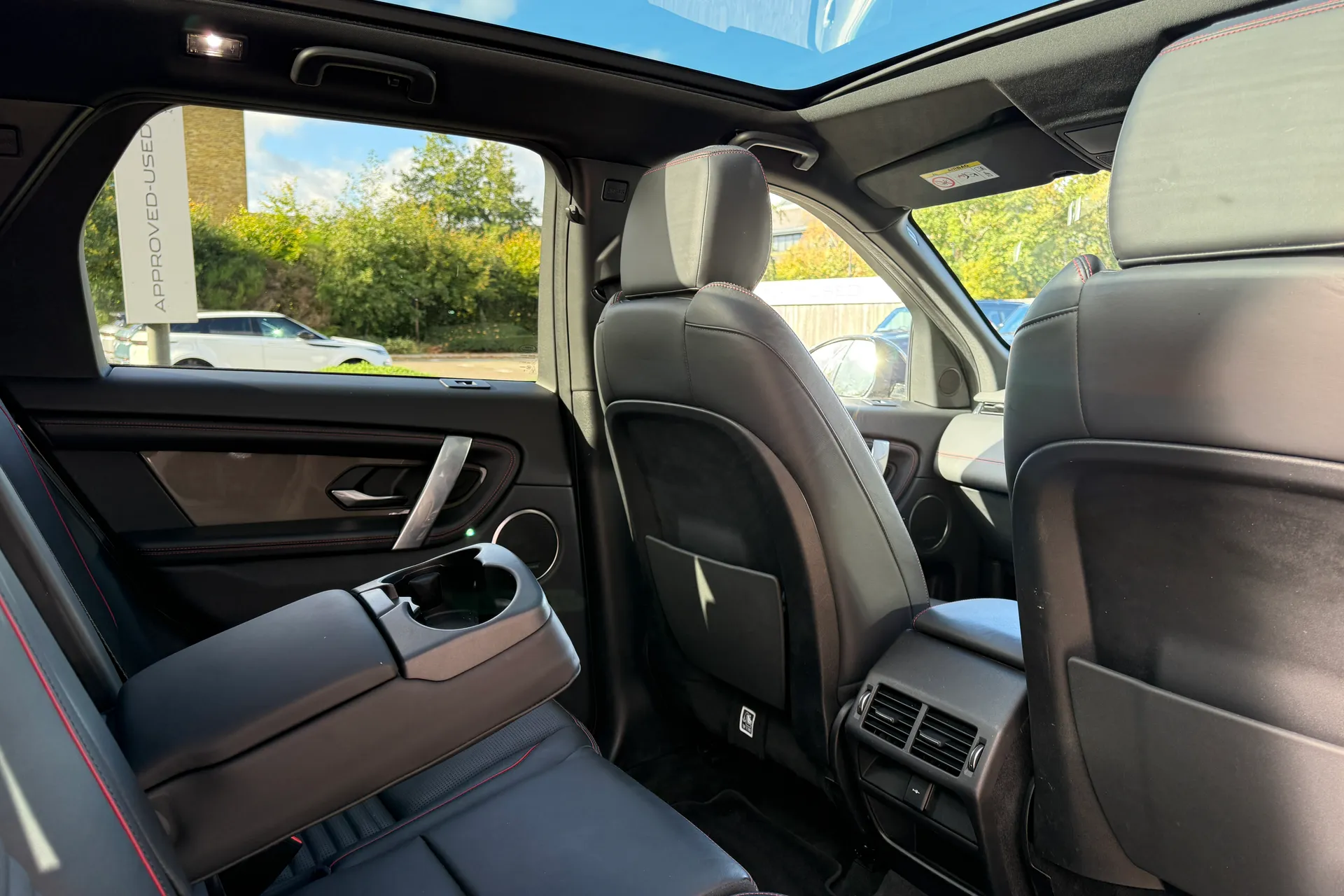 LAND ROVER DISCOVERY SPORT thumbnail image number 38