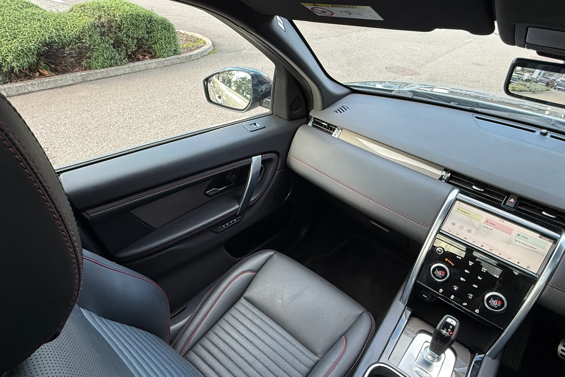 LAND ROVER DISCOVERY SPORT thumbnail image number 23