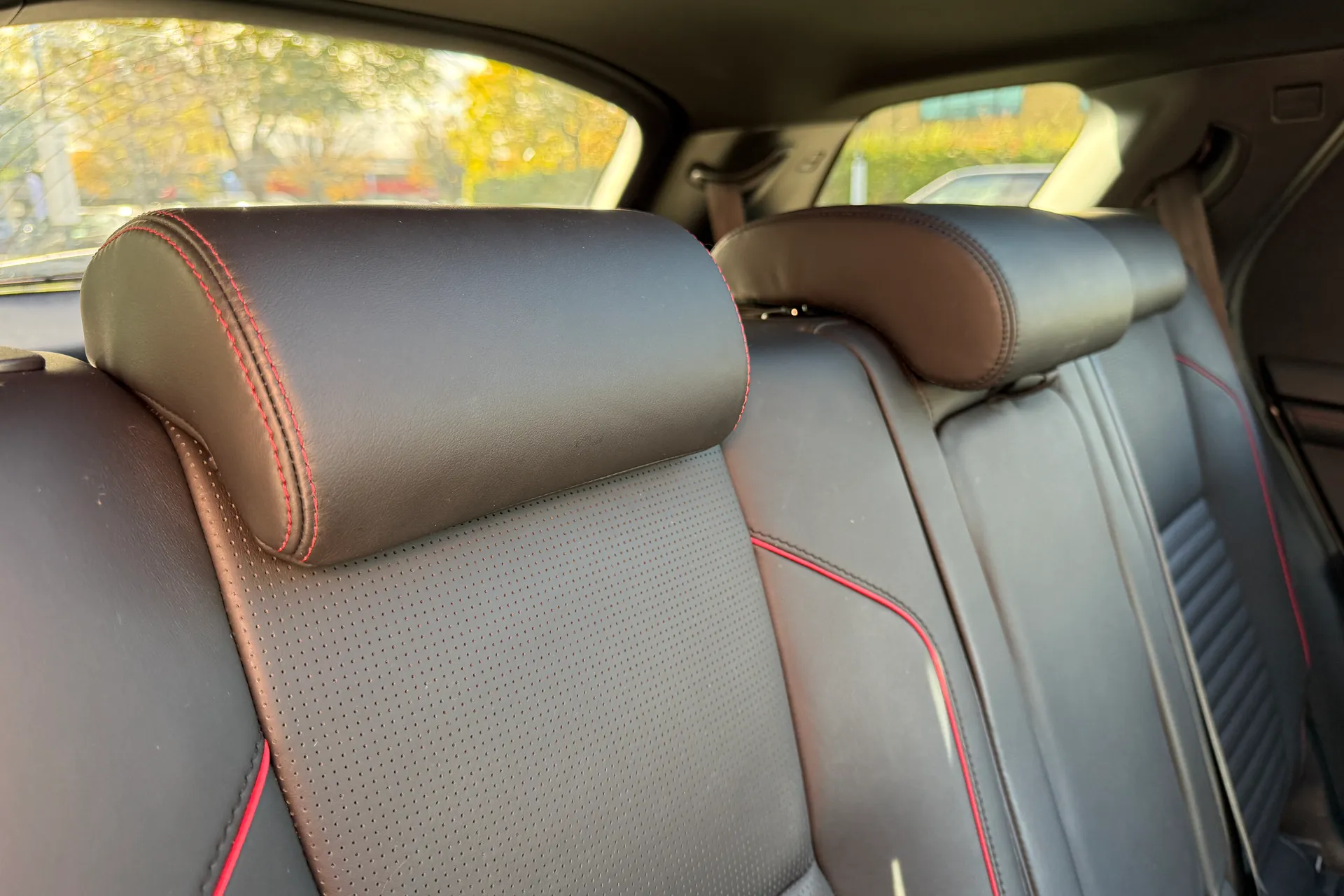 LAND ROVER DISCOVERY SPORT thumbnail image number 36