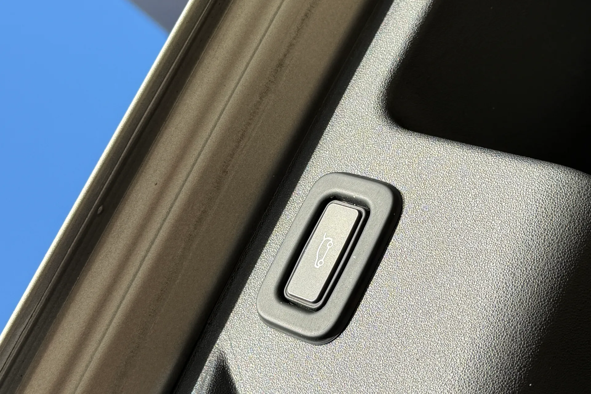 LAND ROVER DISCOVERY SPORT thumbnail image number 31