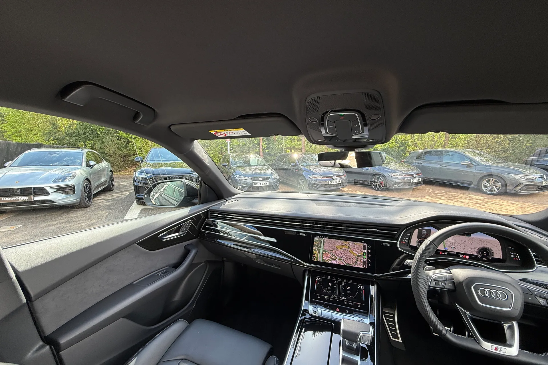 Audi Q8 thumbnail image number 37