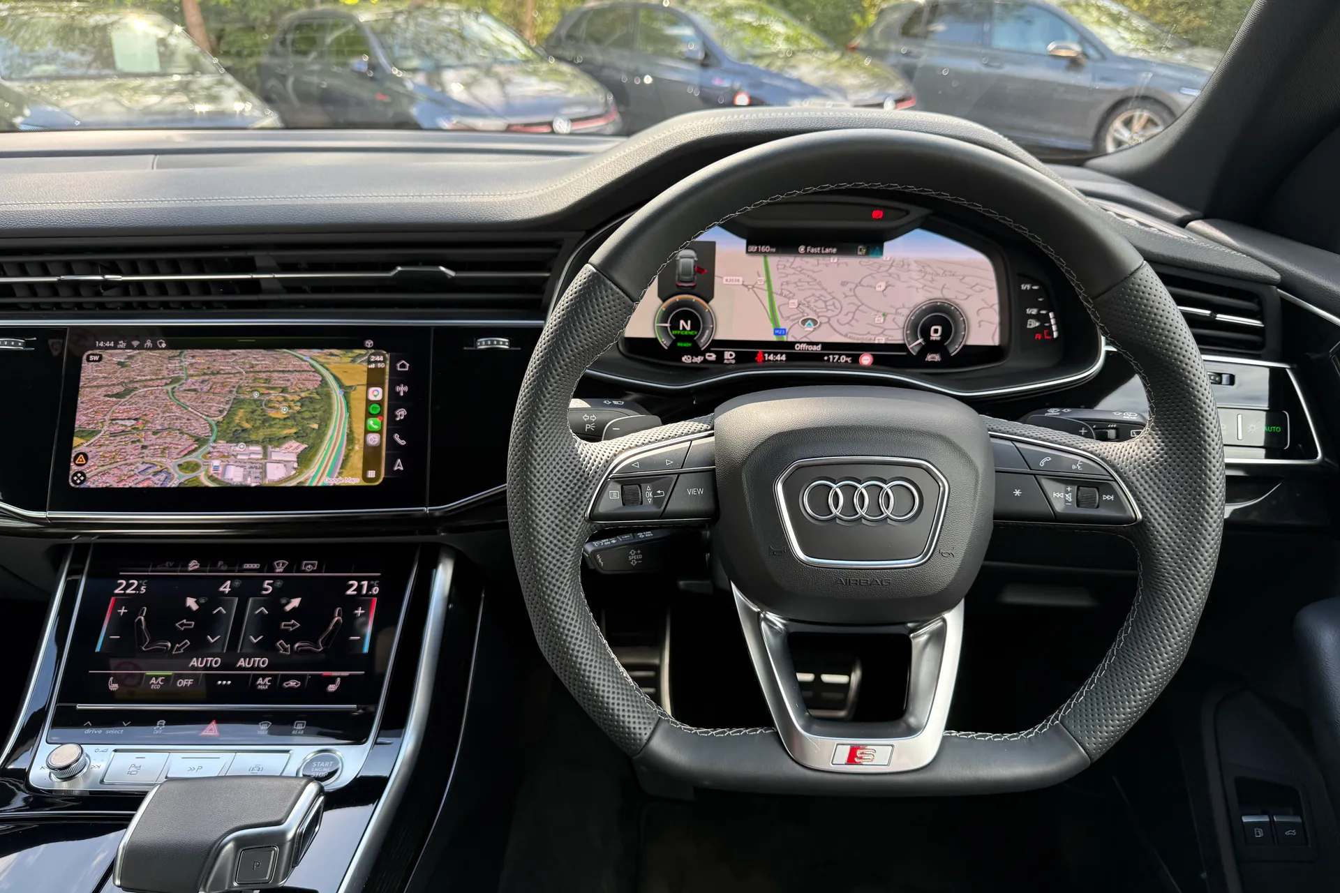 Audi Q8 thumbnail image number 40