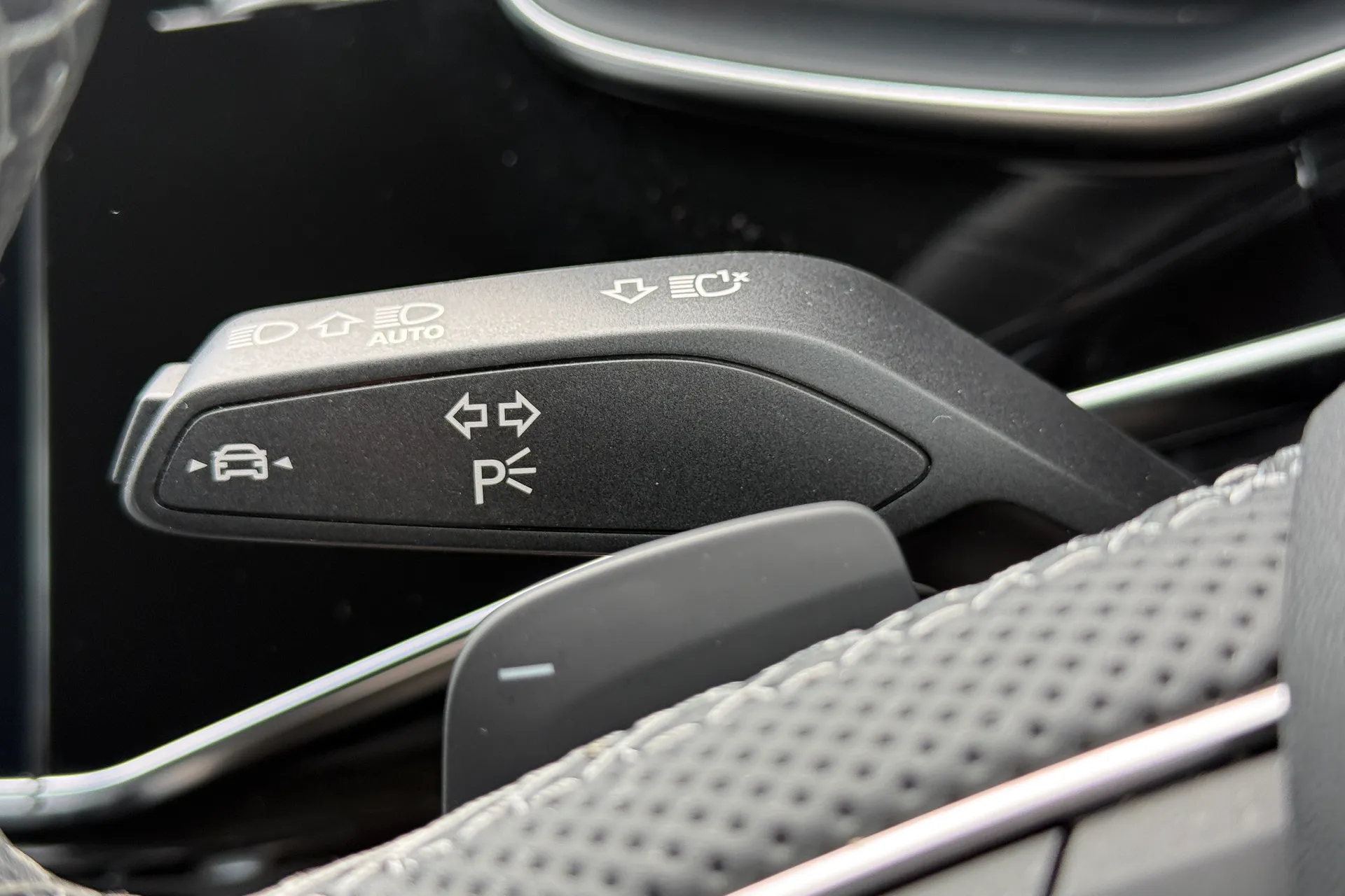 Audi Q8 thumbnail image number 17