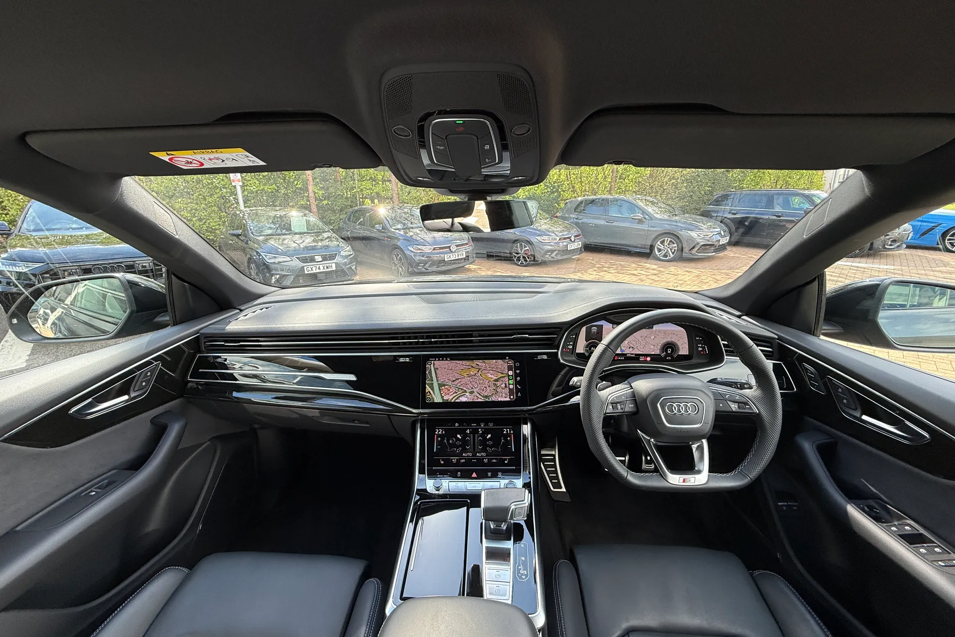 Audi Q8 thumbnail image number 7
