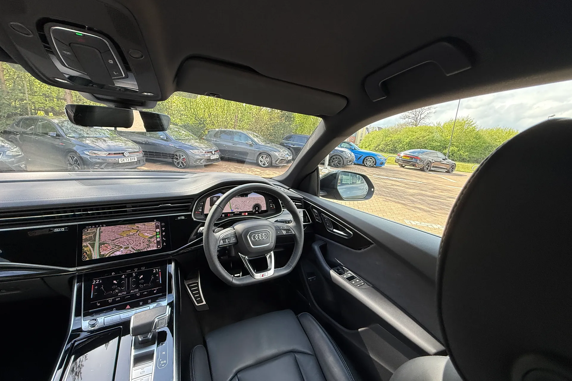 Audi Q8 thumbnail image number 38