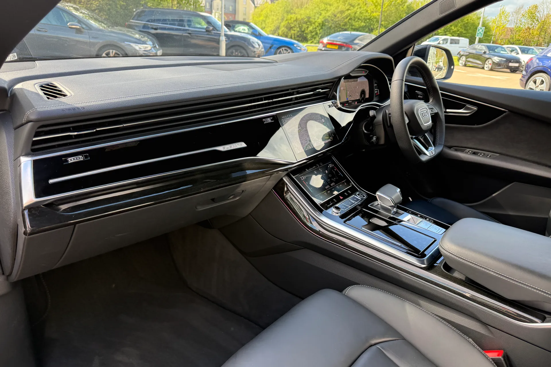 Audi Q8 thumbnail image number 55