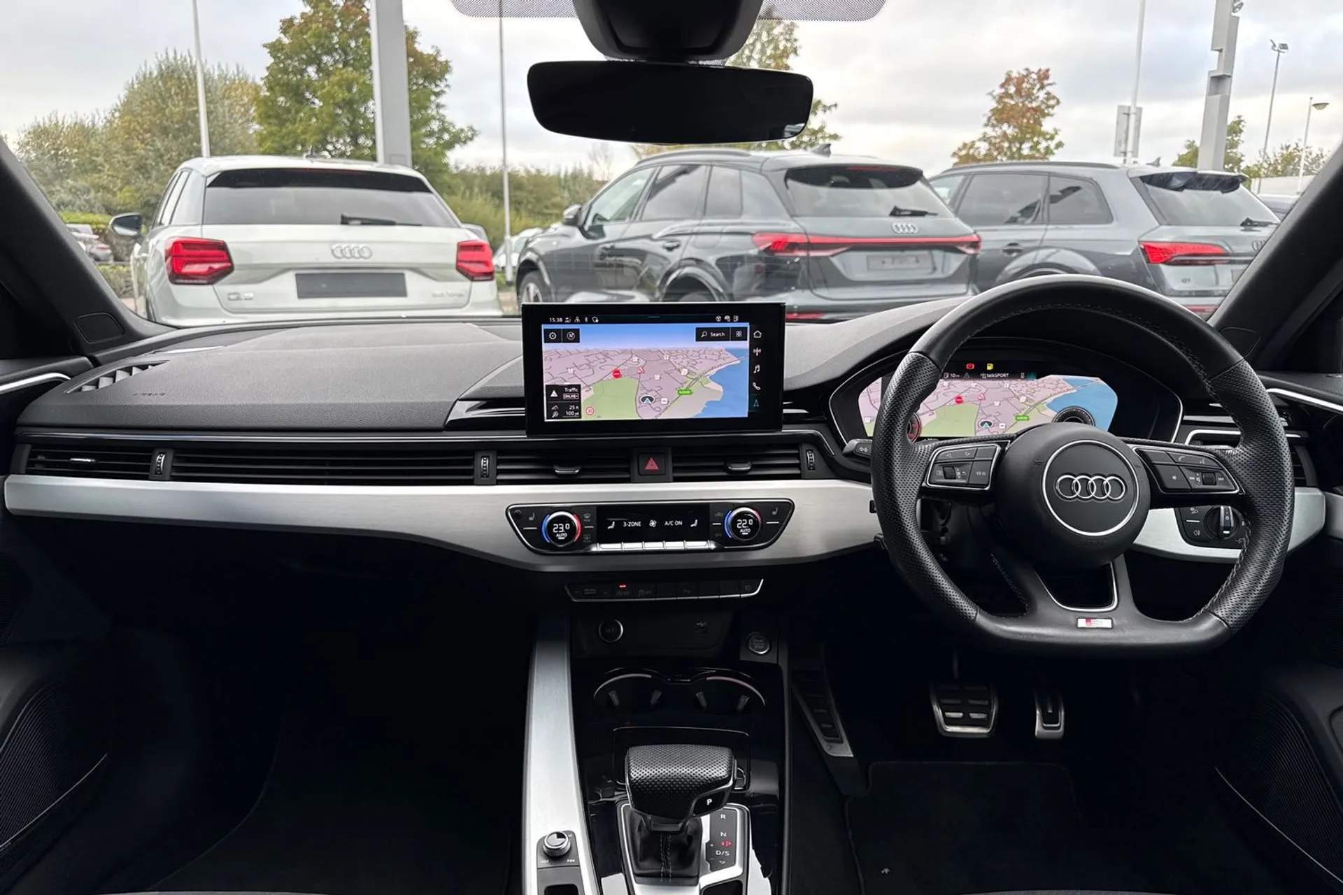 Audi A4 thumbnail image number 3