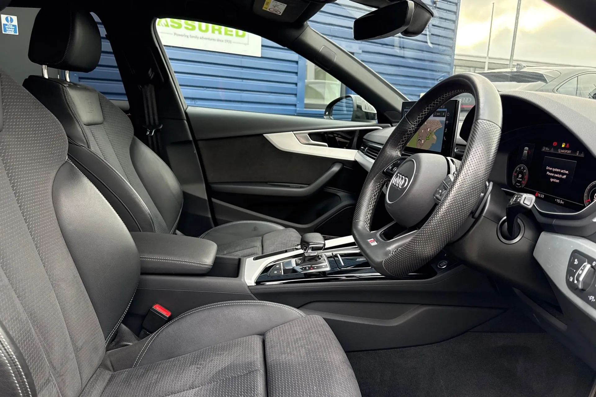 Audi A4 thumbnail image number 24