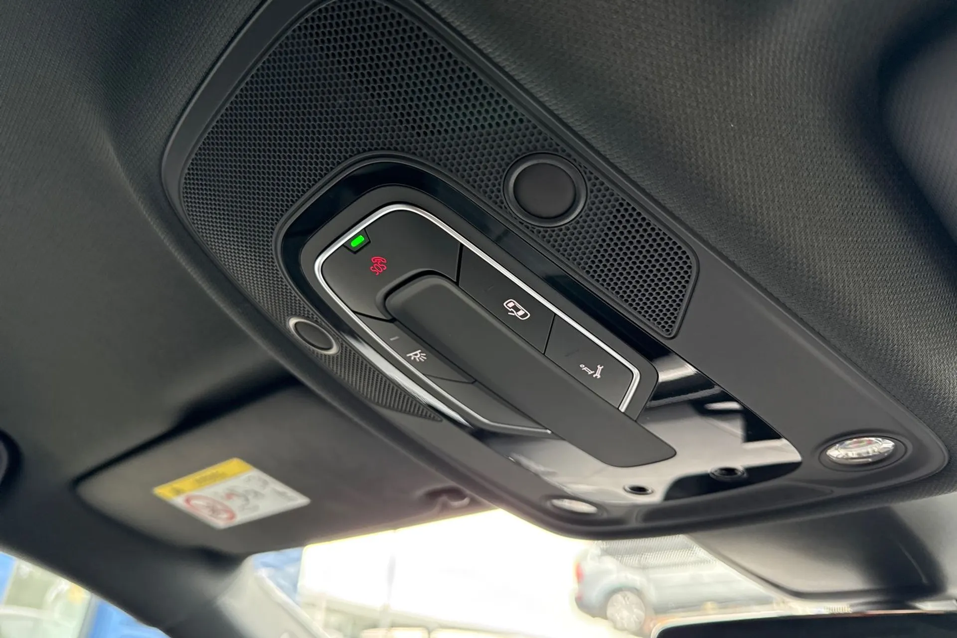 Audi A4 thumbnail image number 51