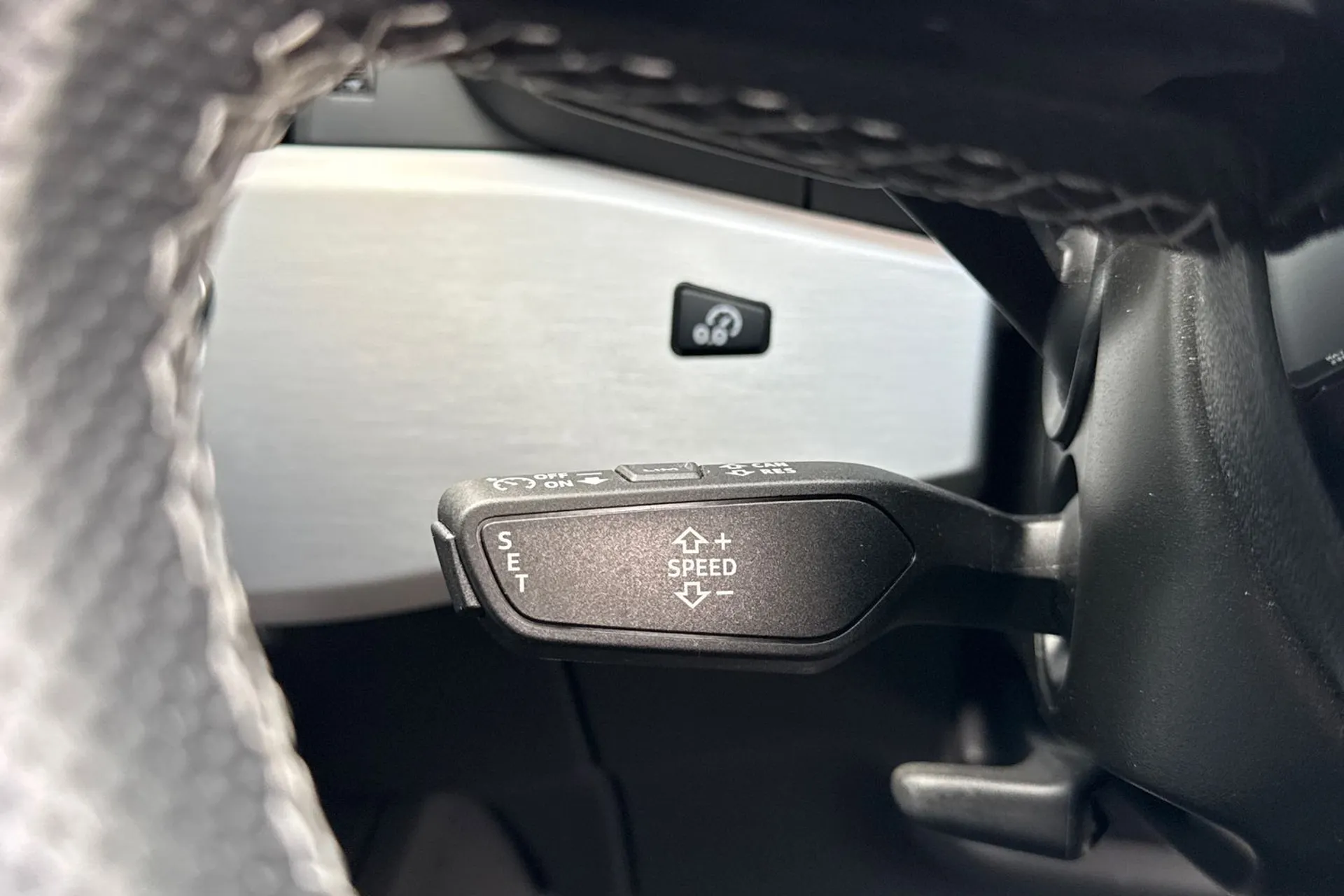 Audi A4 thumbnail image number 53