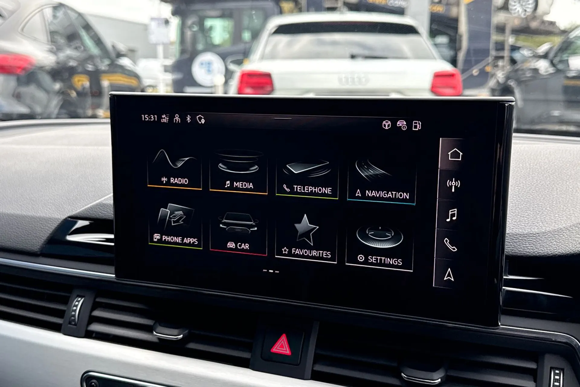 Audi A4 thumbnail image number 40