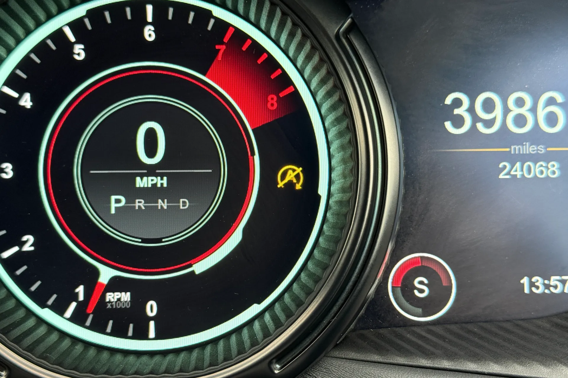 Aston Martin DB11 thumbnail image number 42