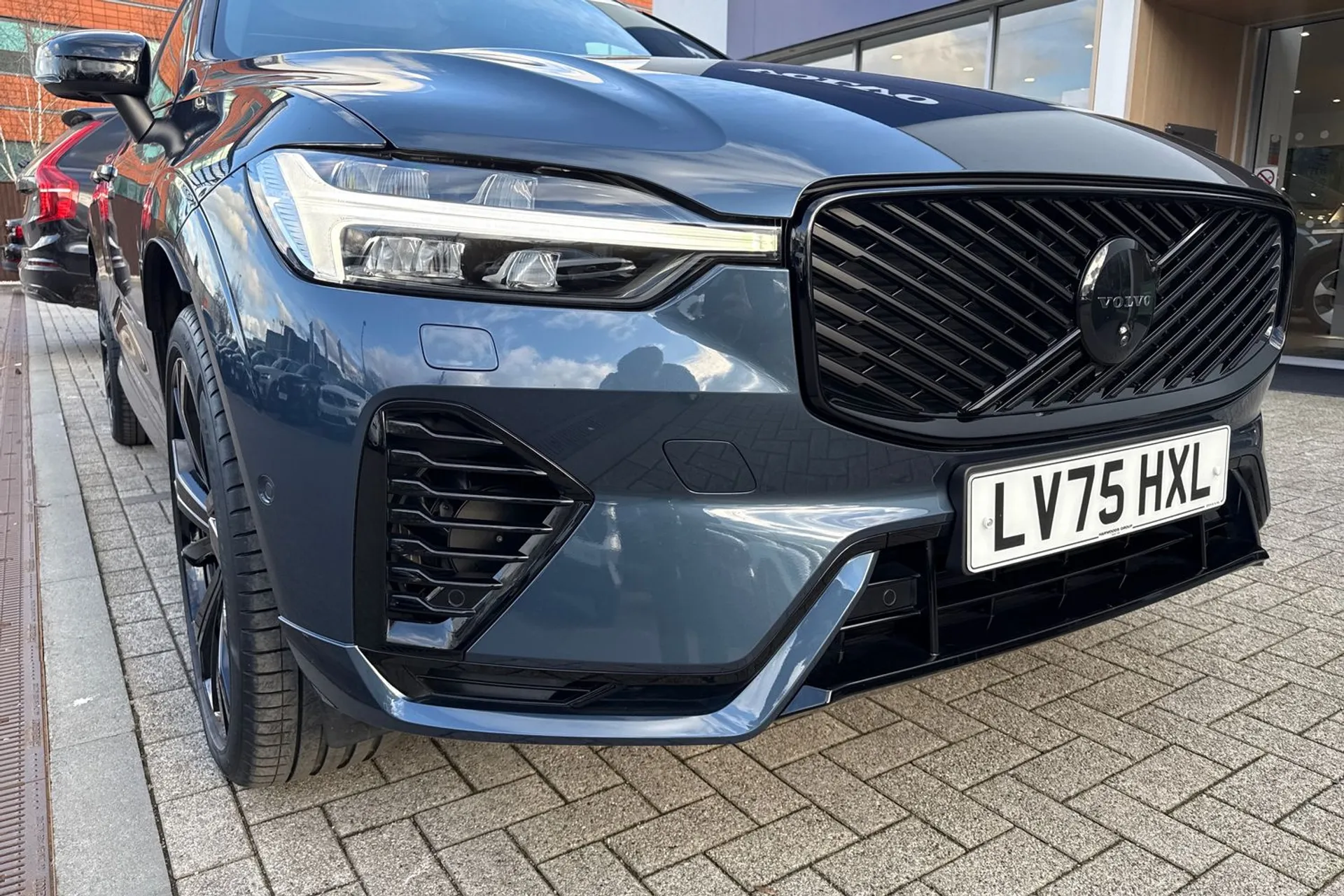 Volvo XC60 thumbnail image number 6