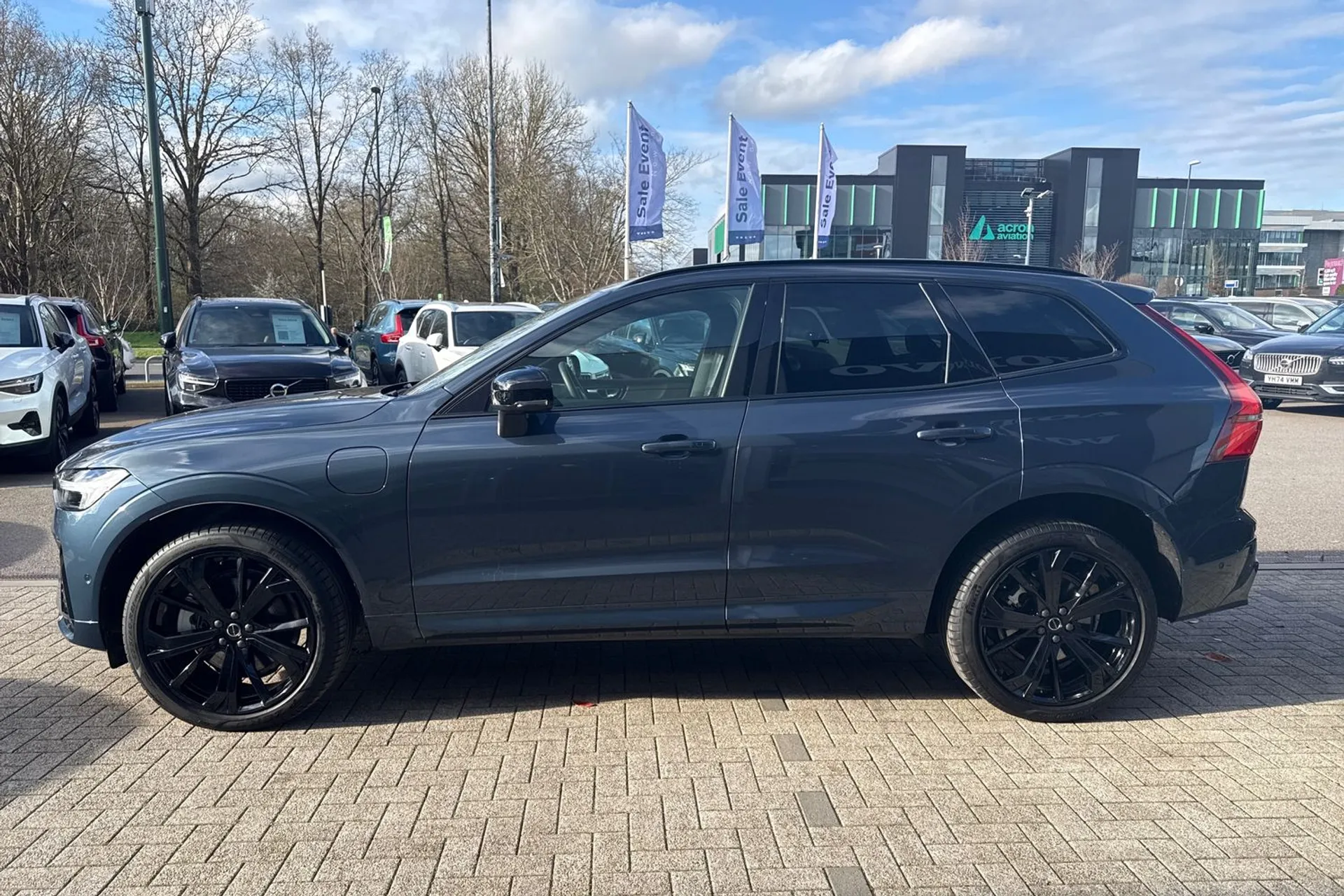 Volvo XC60 thumbnail image number 10