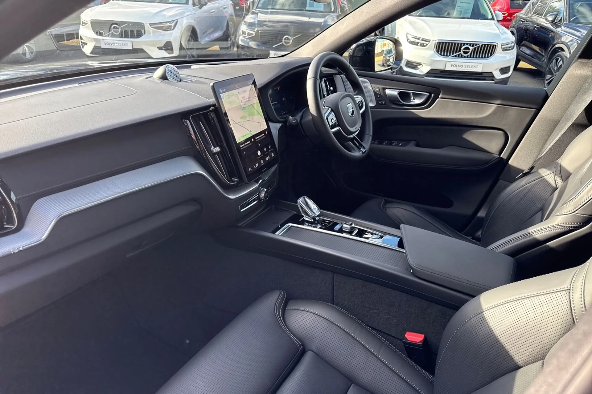 Volvo XC60 thumbnail image number 26