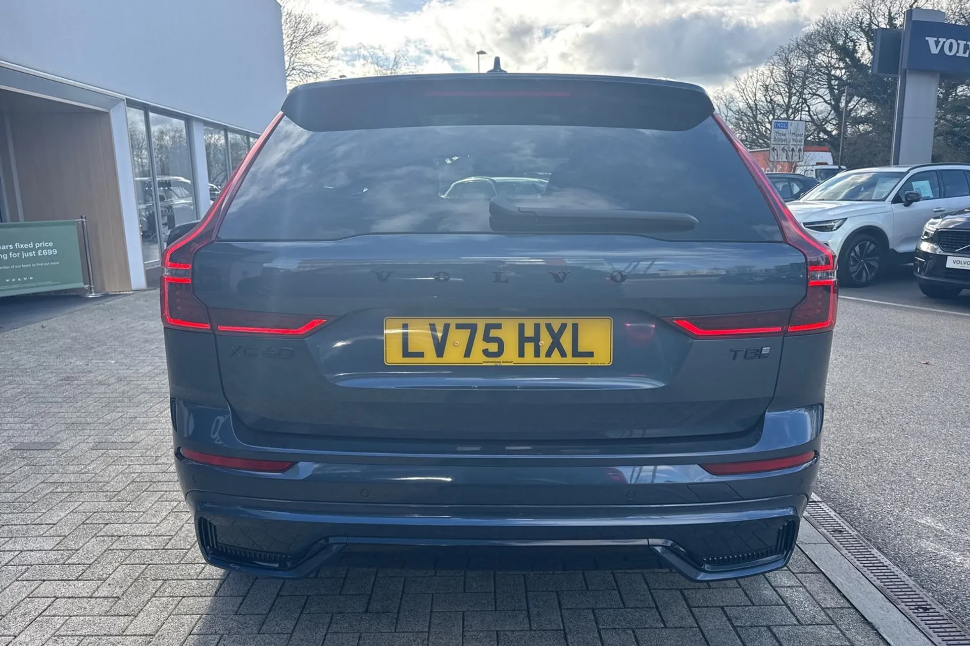 Volvo XC60 thumbnail image number 8