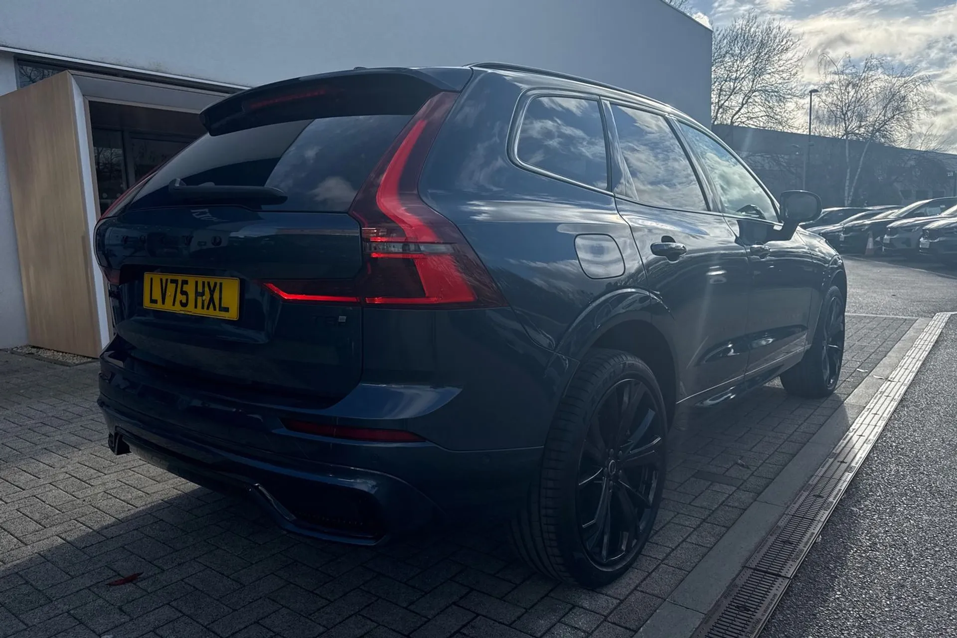 Volvo XC60 thumbnail image number 7