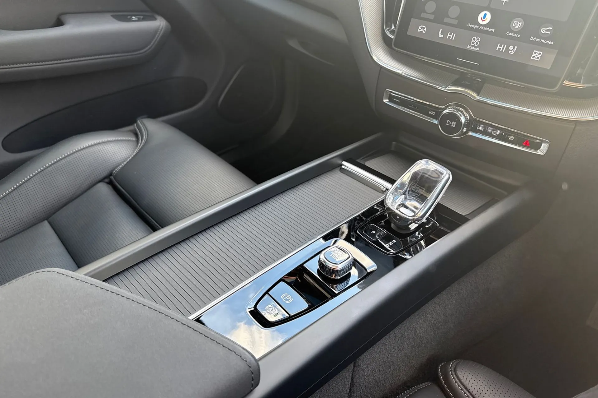 Volvo XC60 thumbnail image number 43