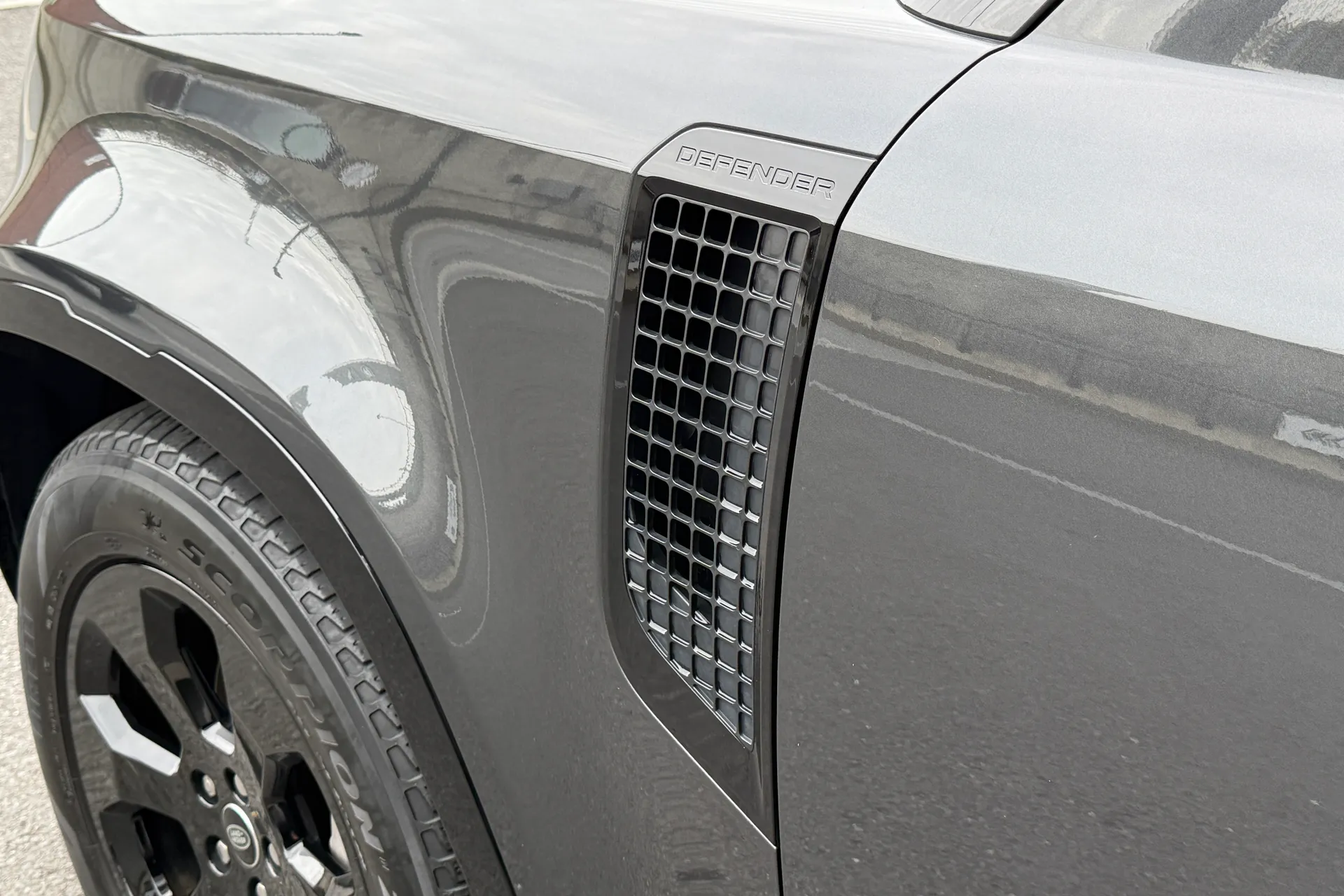 LAND ROVER DEFENDER thumbnail image number 41