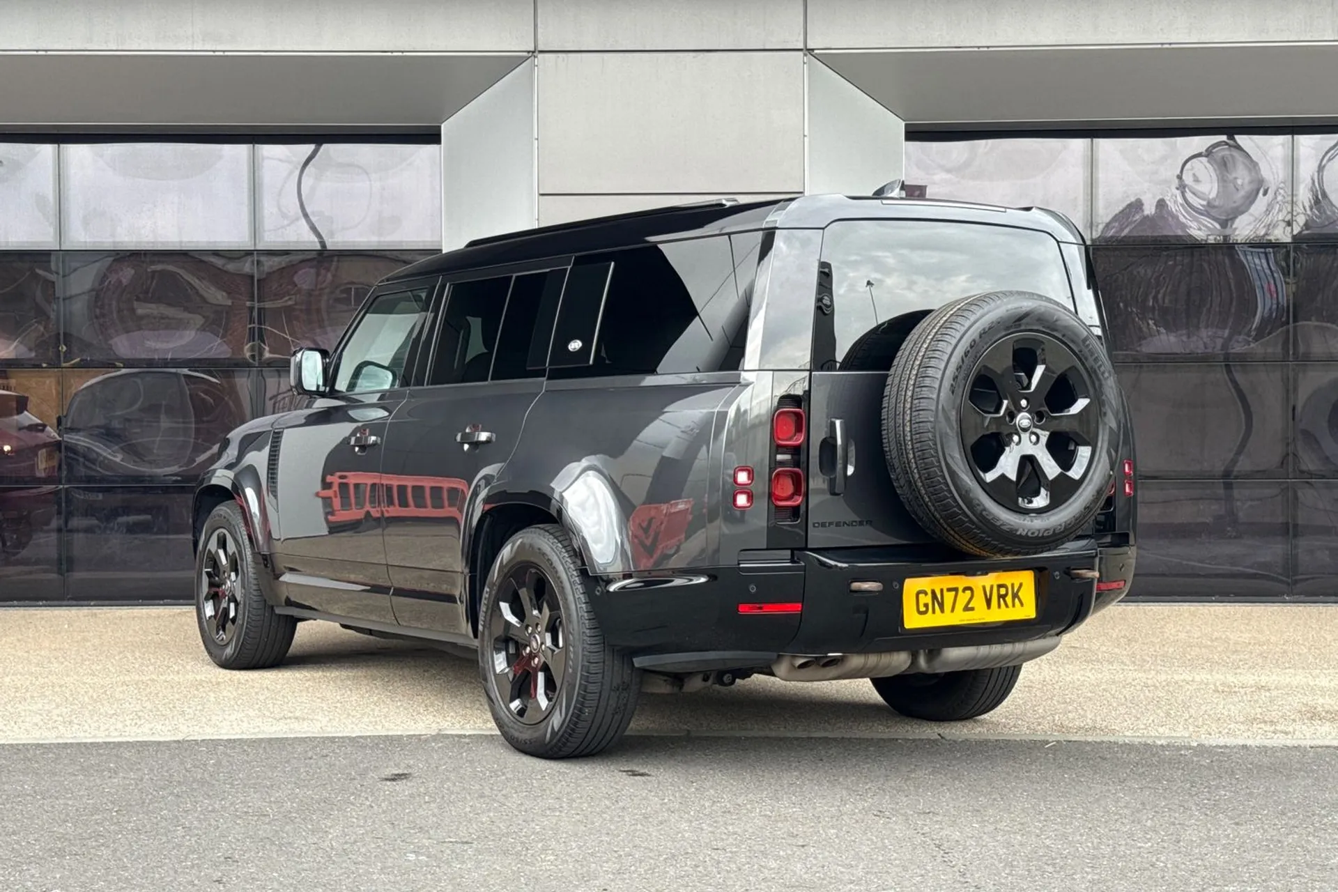 LAND ROVER DEFENDER thumbnail image number 8