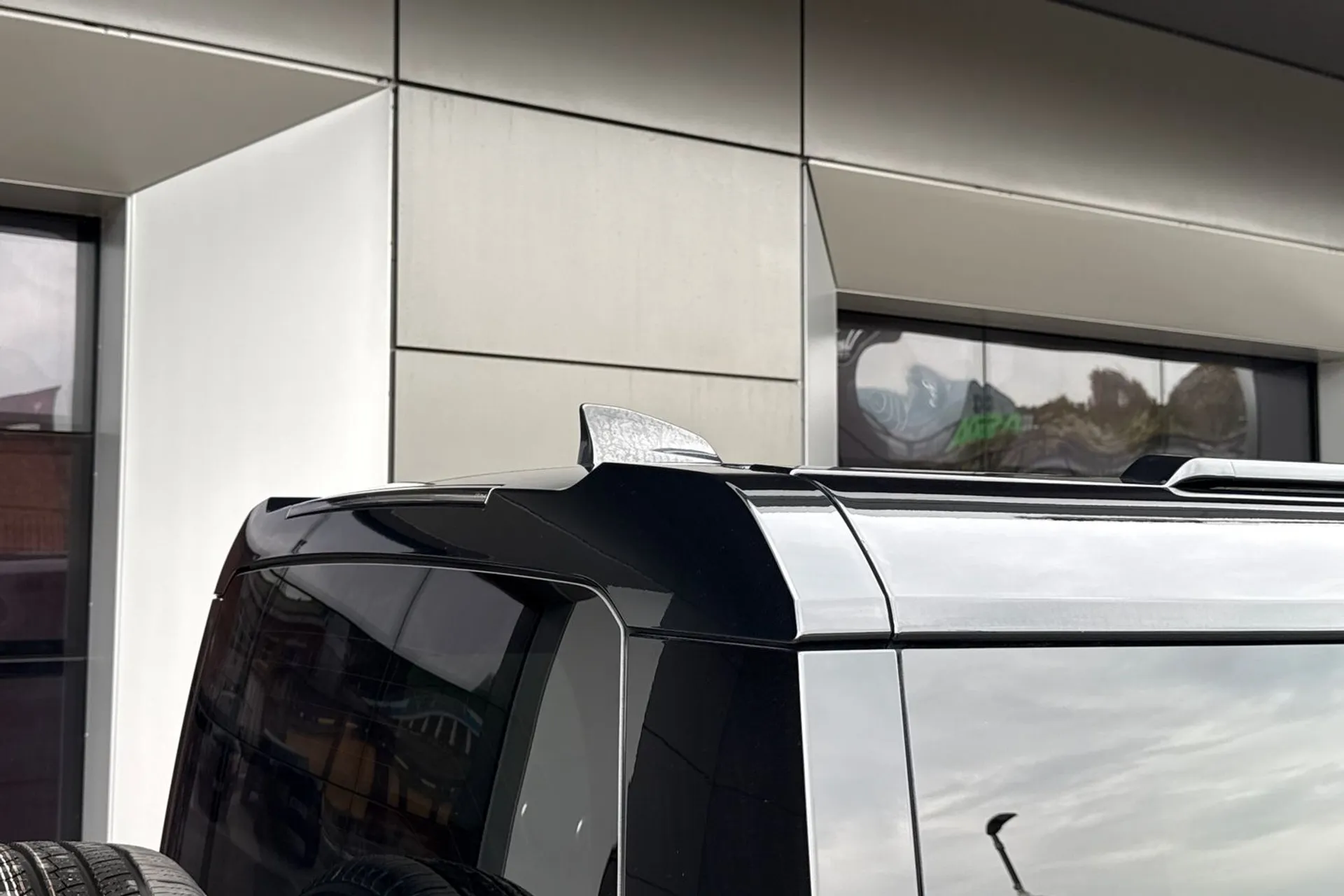 LAND ROVER DEFENDER thumbnail image number 49