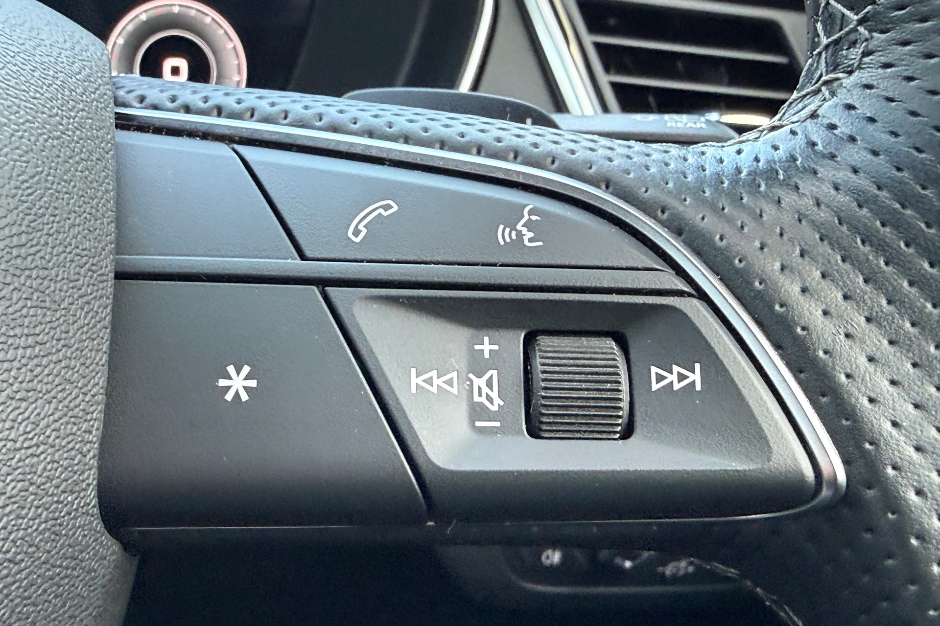 Audi Q5 thumbnail image number 20