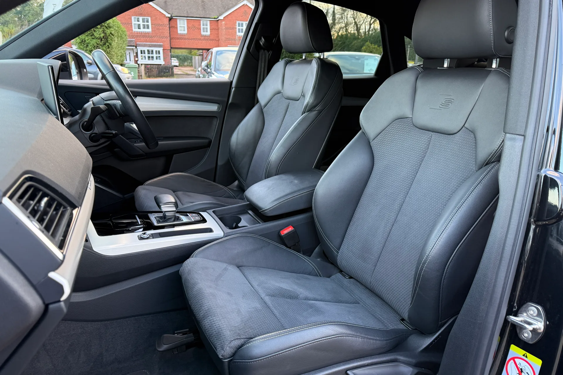 Audi Q5 thumbnail image number 29