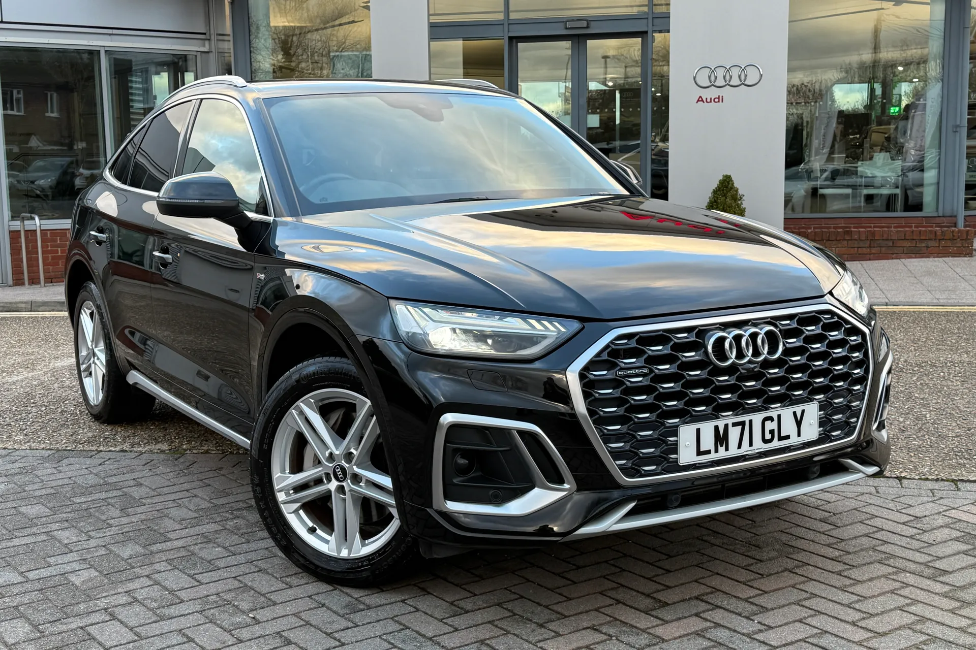 Audi Q5 thumbnail image number 22